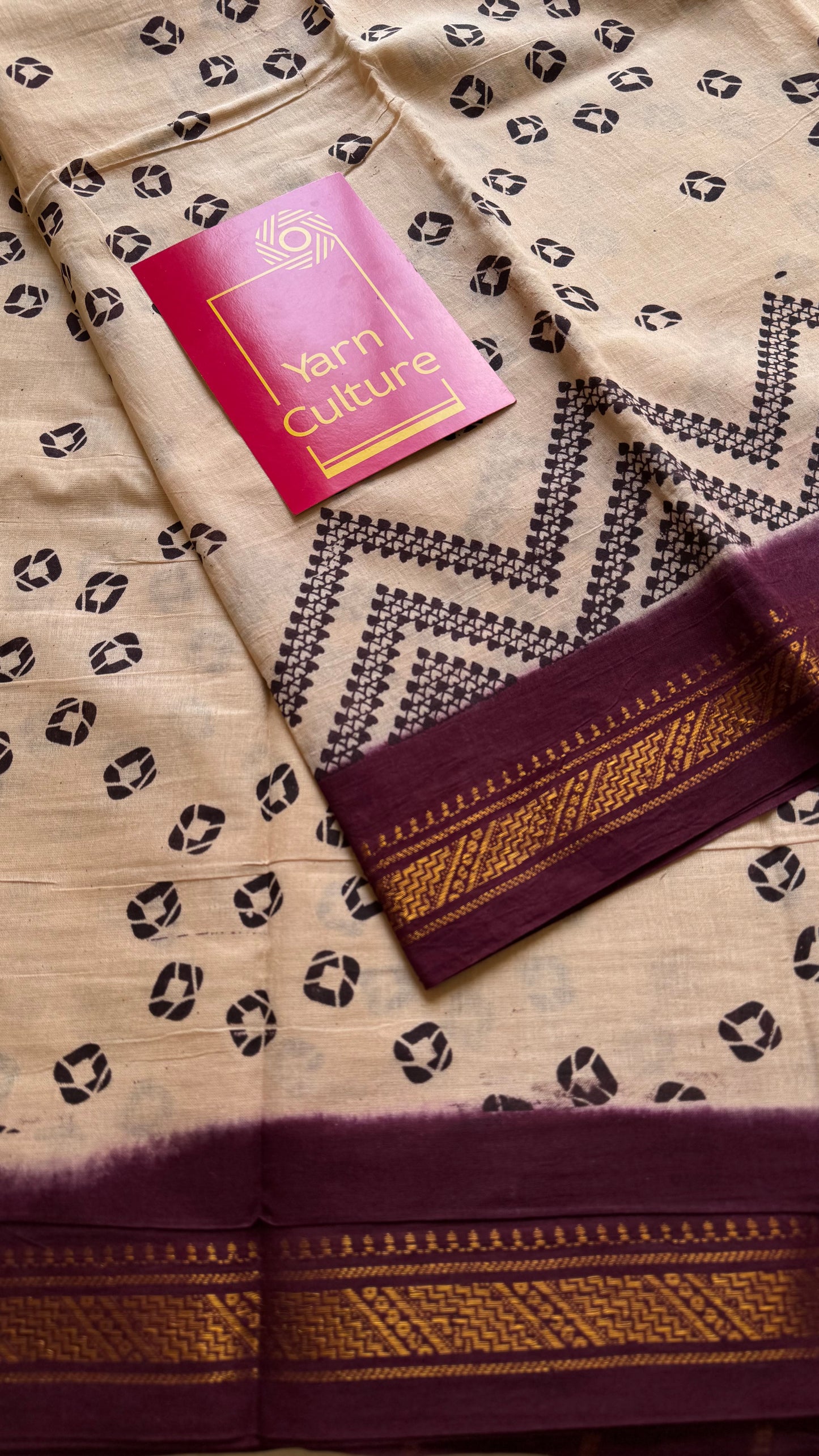 Ivory with maroon contrast, kattuchayam dyed madurai cotton saree - YCCOTNMA239