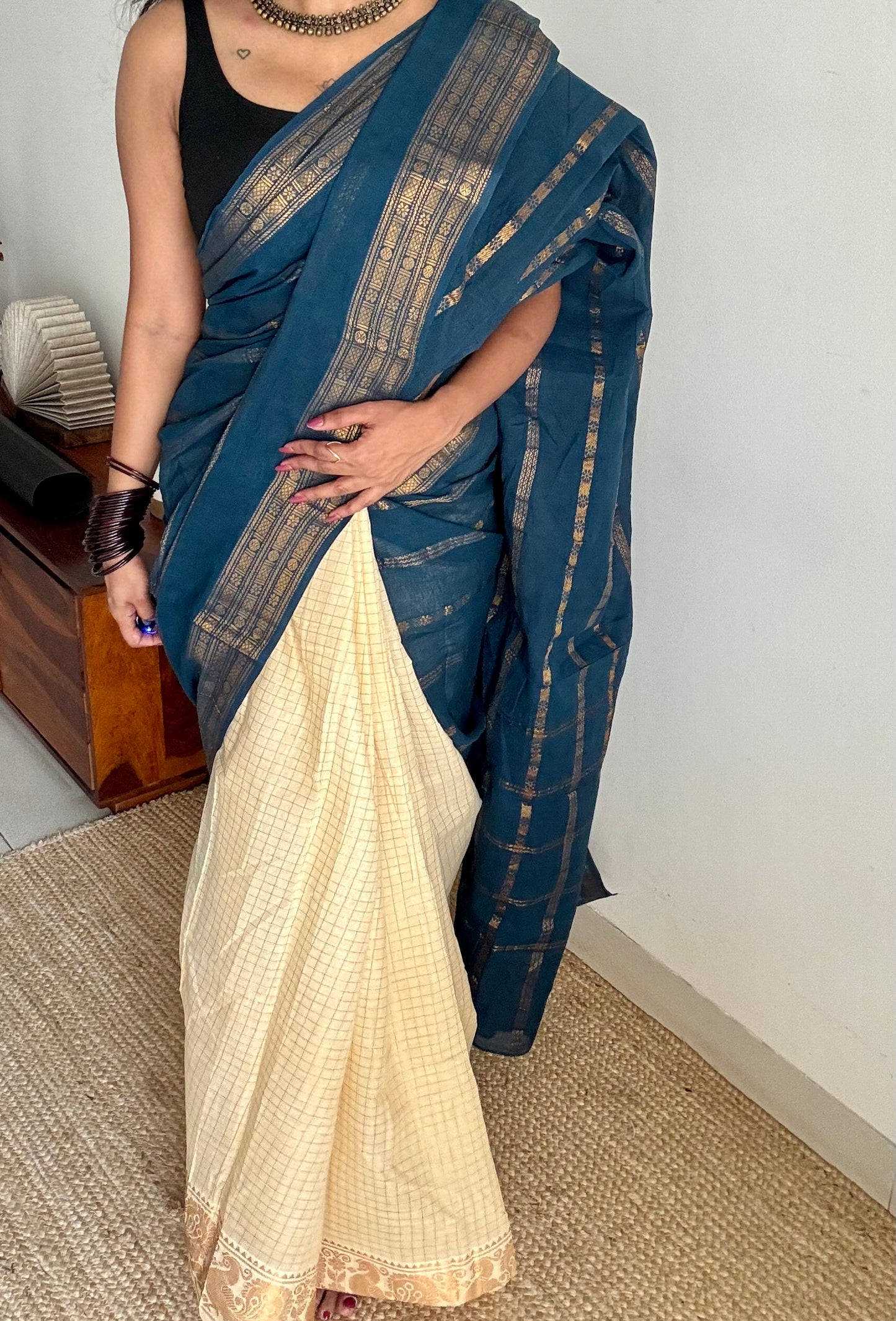Teal and ivory, sungudi cotton half-half saree - YCCOTNIDMA310