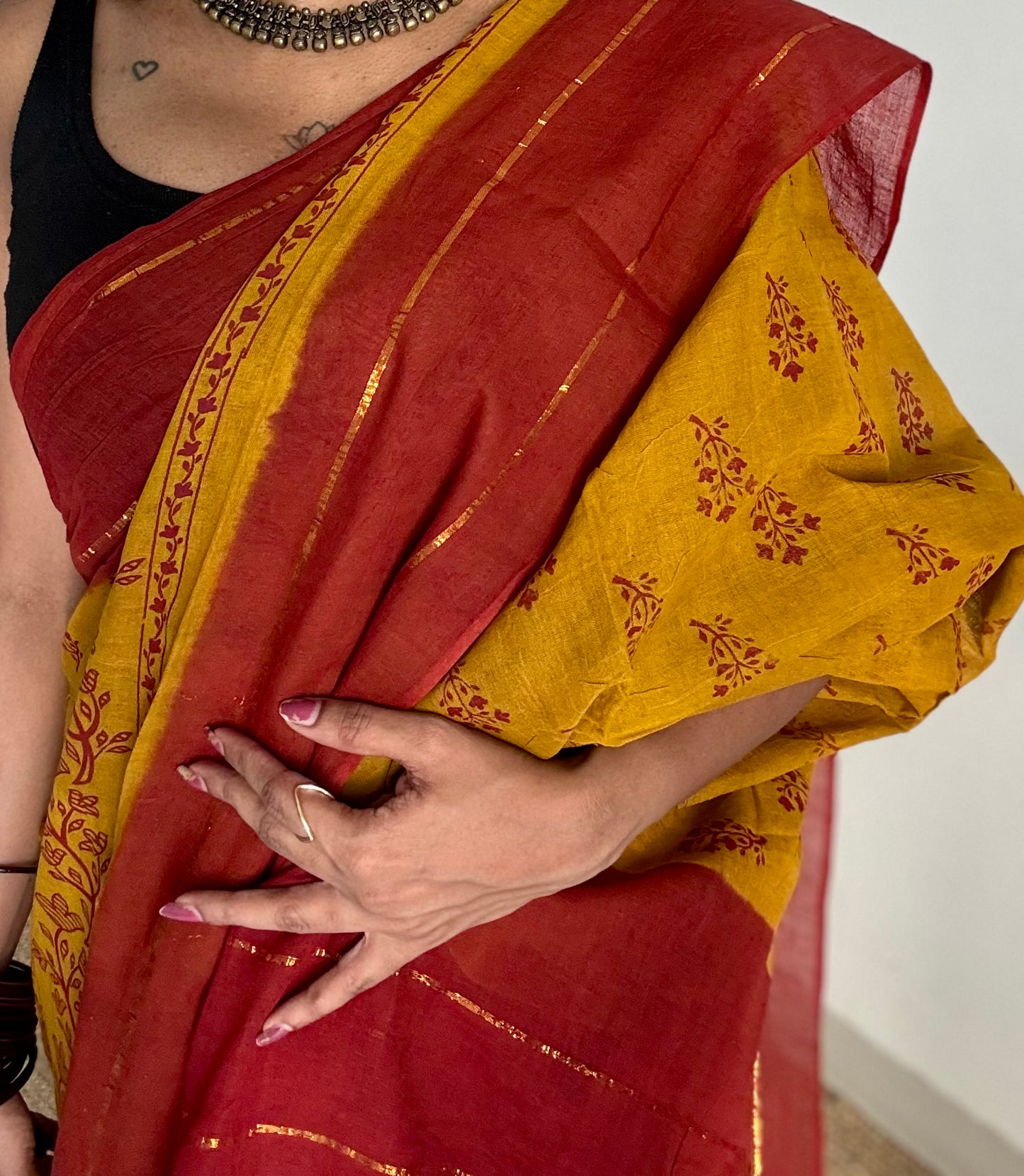 Mustard yellow with burnt red contrast, kattuchayam dyed madurai cotton saree - YCCOTNMA247