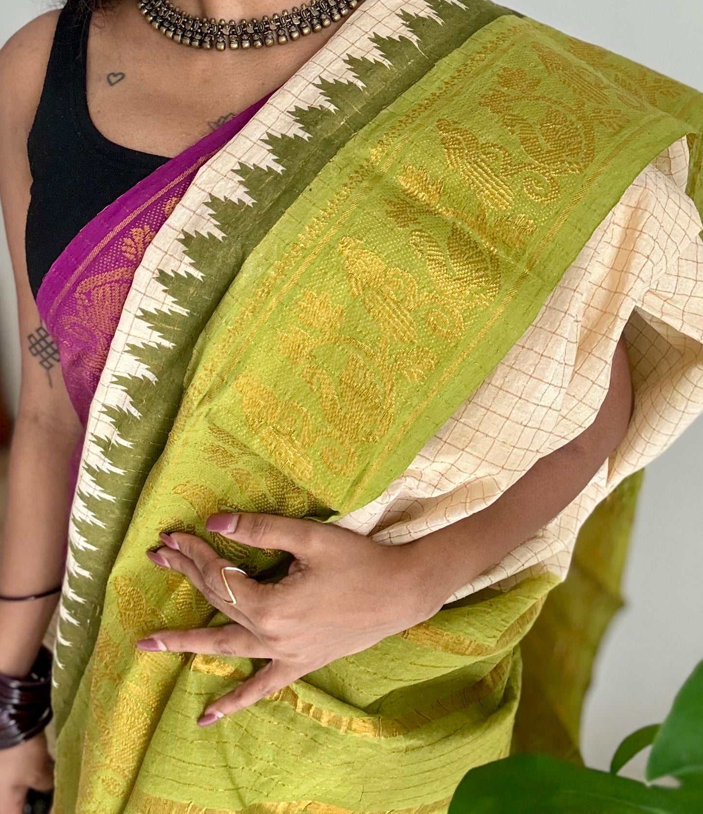 Sungudi cotton checks, ivory gold base, magenta and lime green dual tone border, soft cotton - YCCOTNMSJUL09