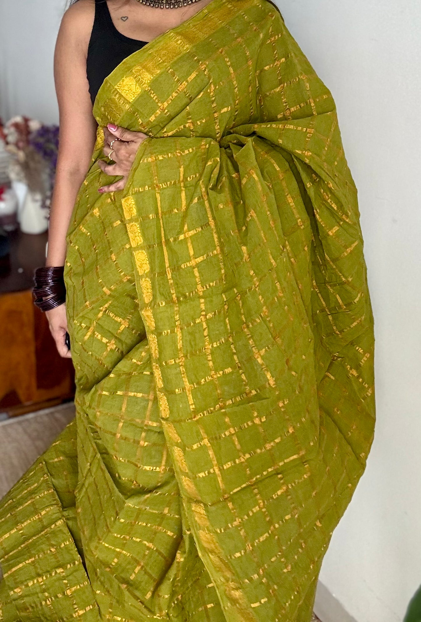 Parrot green pavithra kattam kattuchayam dyed madurai cotton saree - YCCOTNMSAP190