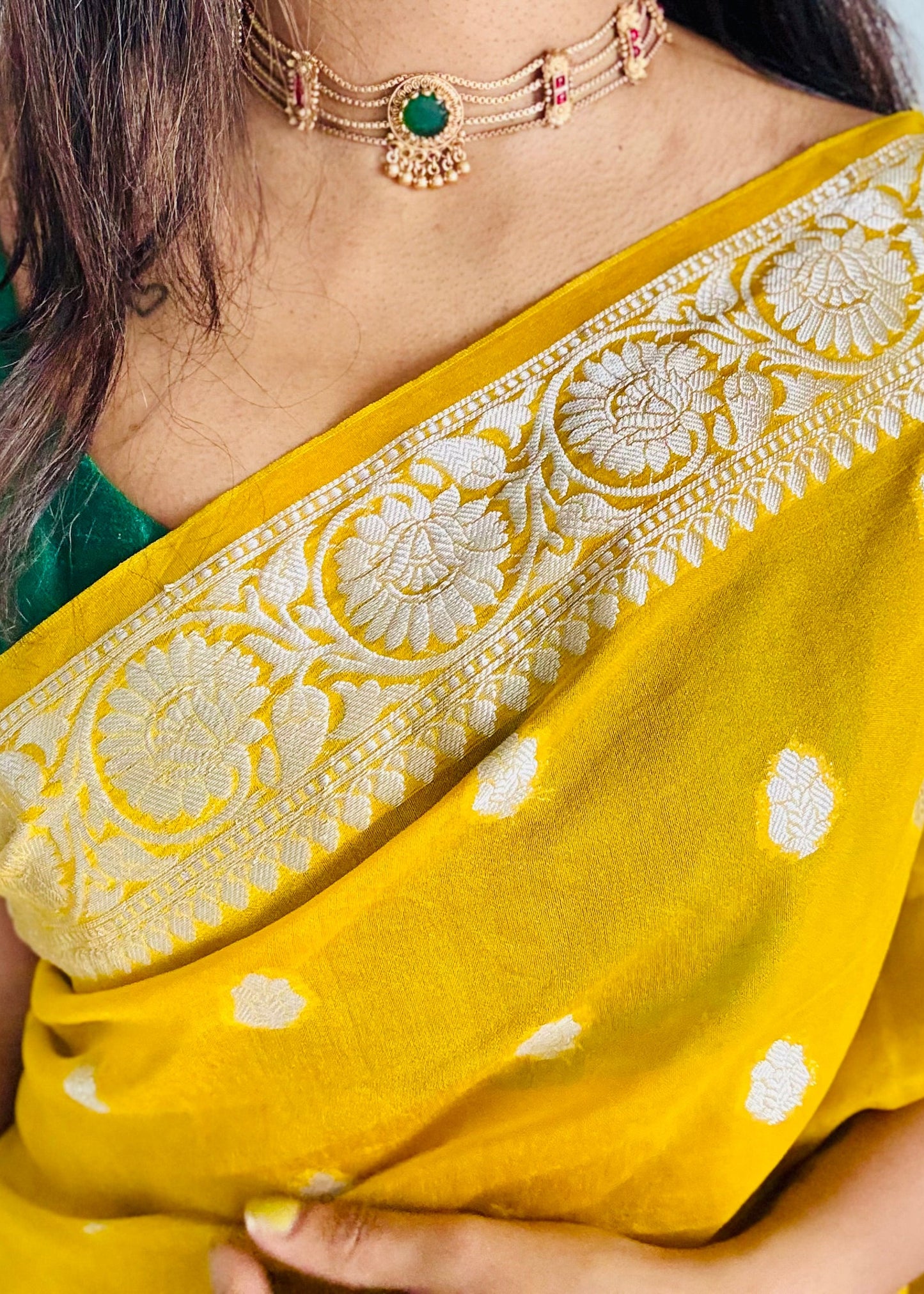 4 layered choker neckpiece with green pendant, with earrings - YCGPNP627