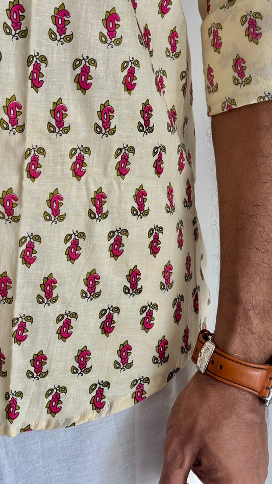 Ivory & Dark Pink Paisley Motif Block Printed Cotton Men's Full Sleeve Collared Shirt - YCMSEIE198