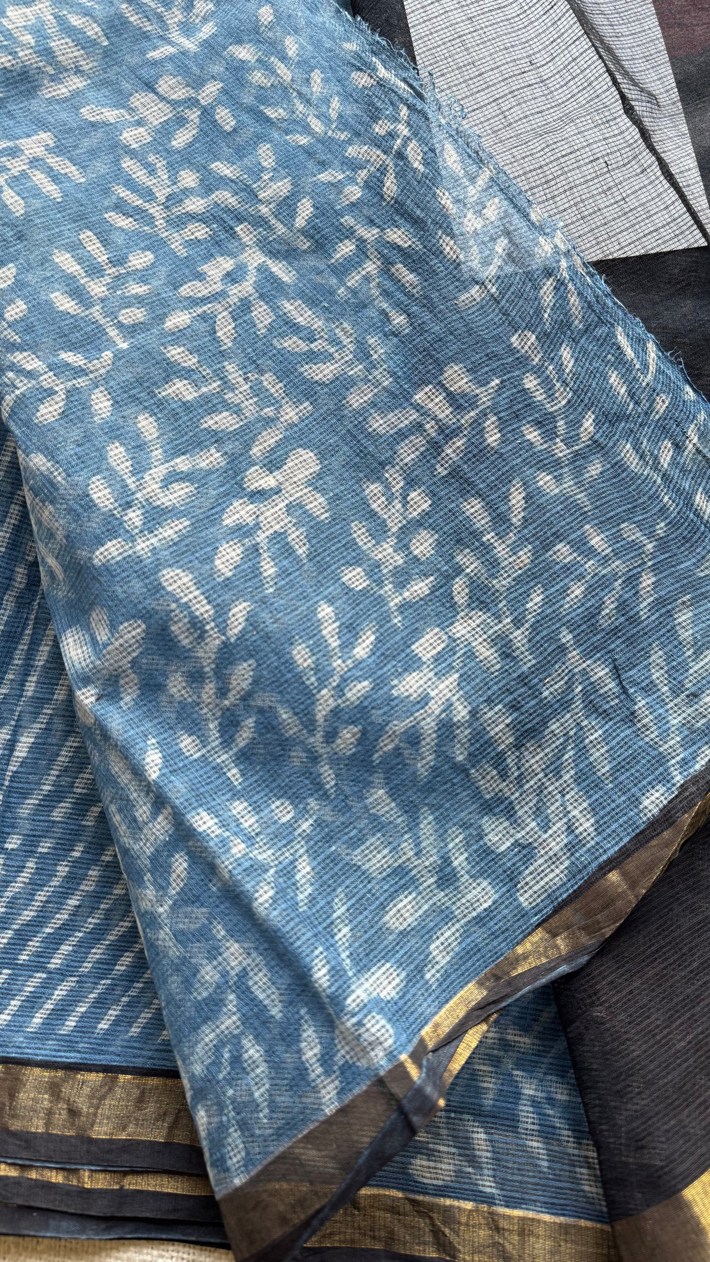 Bindu, Kota Doria with zari border - YCTORDEKD18