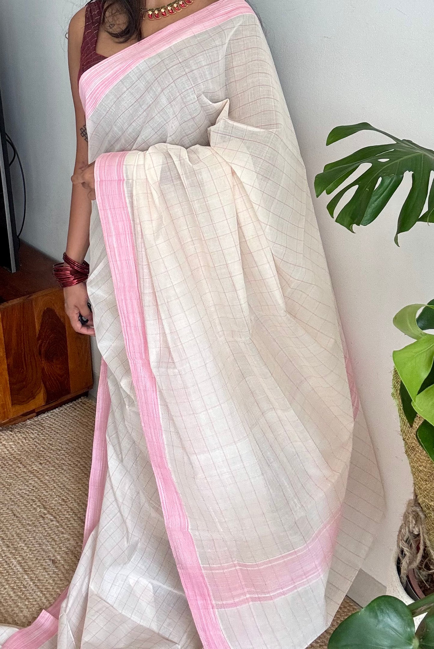 Handloom, woven in Chendamangalam Looms, ivory with pink checks, soft cotton saree - YCIEON150