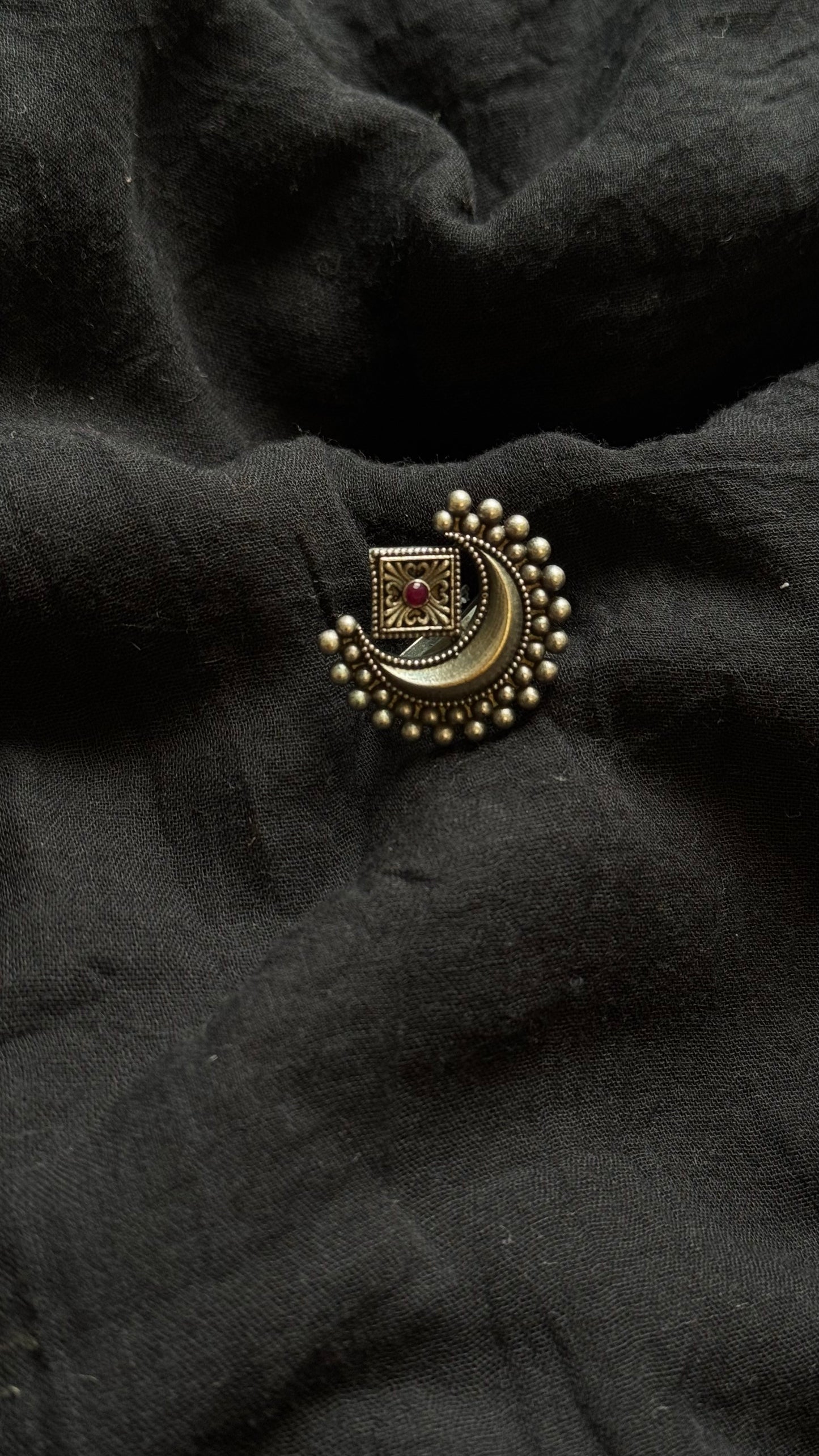 Adjustable ring, half moon ring, red stone - YCOSFR602