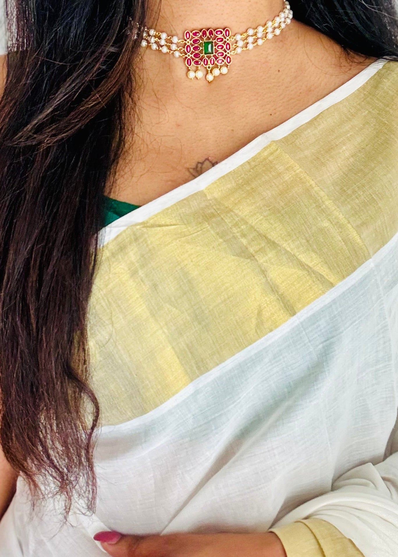 Pearl chain neckpiece with ruby green pendant, with earrings - YCGPNP779