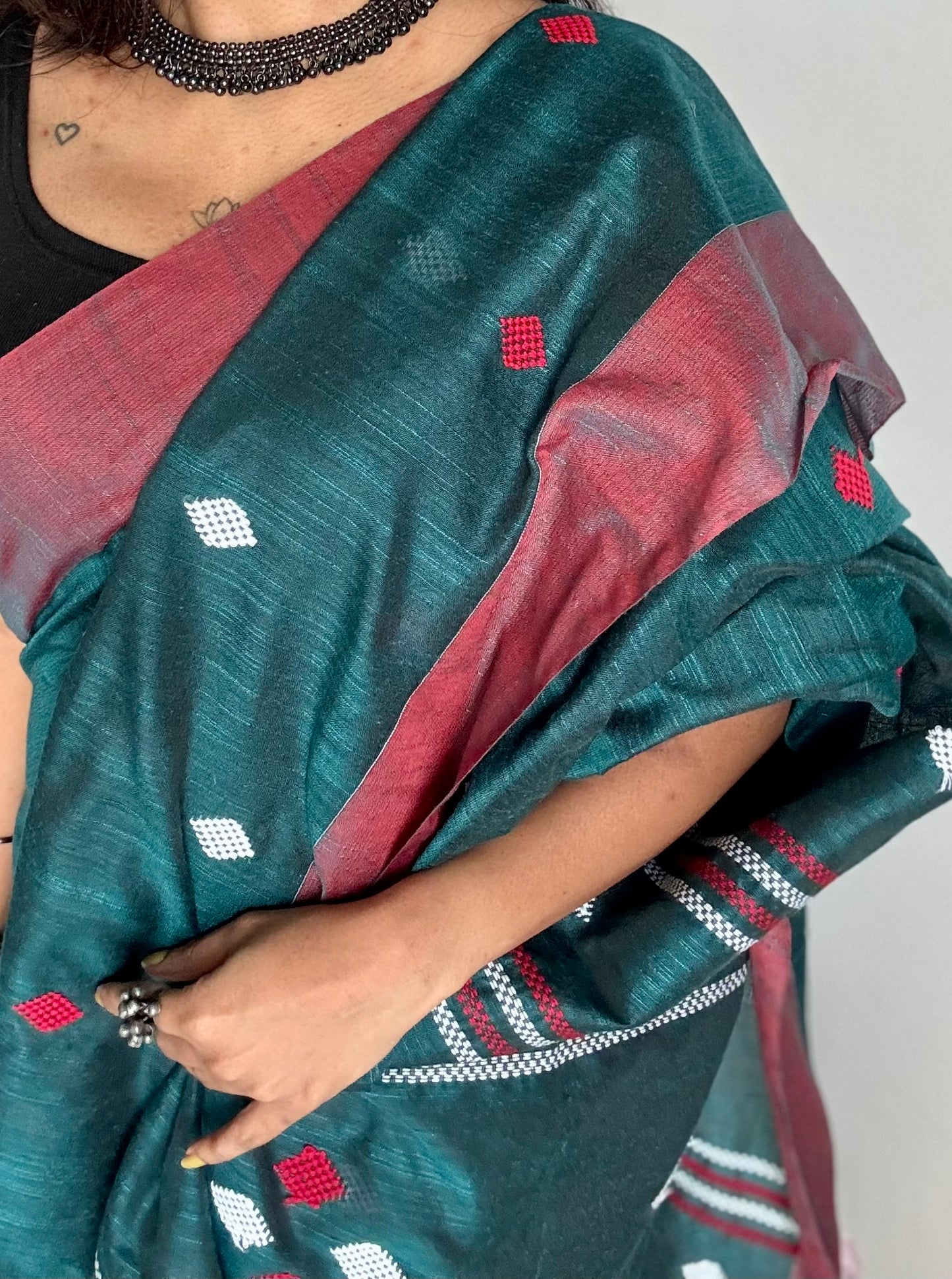 Peacock green with burnt red, soft khadi cotton with woven motifs - YCBCKCDE27