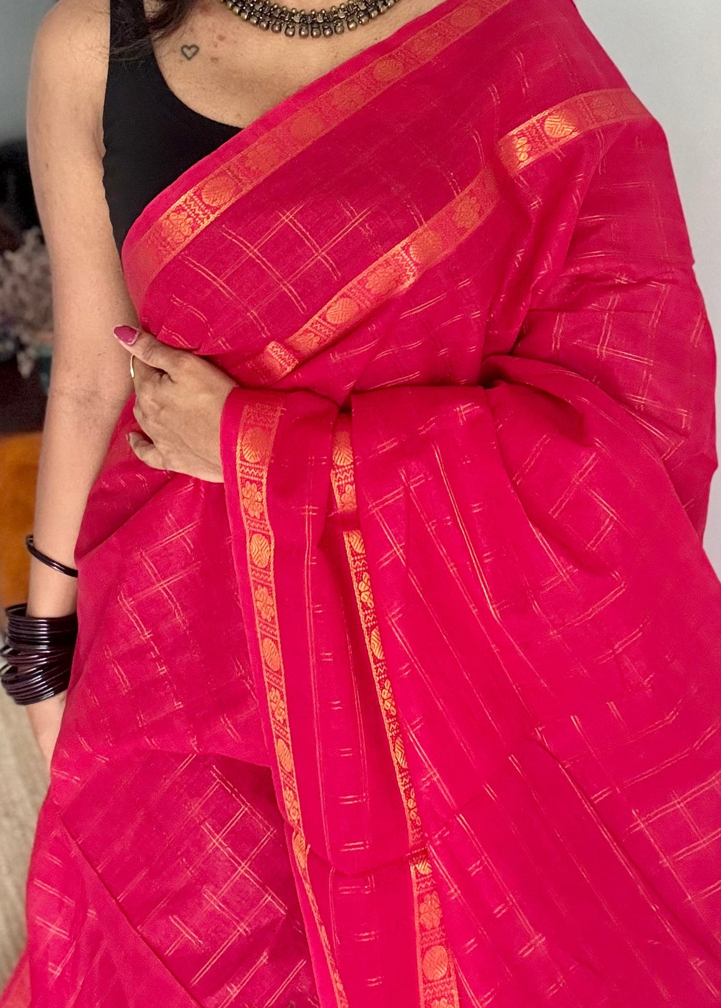 Pinkish red adayar gold zari kattam, sungudi cotton - YCCOTNOCSC45