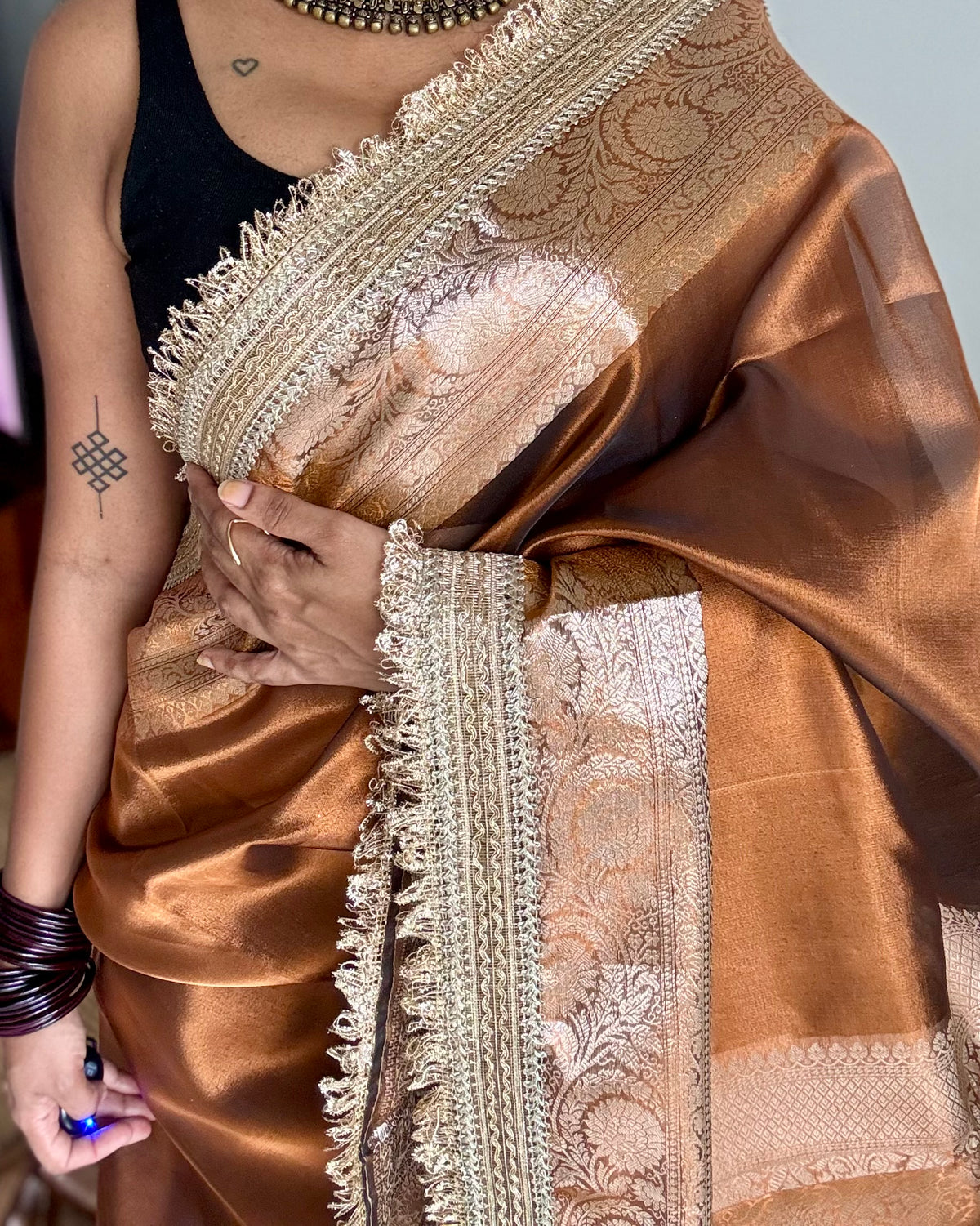 Brown tissue Banarasi saree with embellished gold lace border - YCBLTOC80