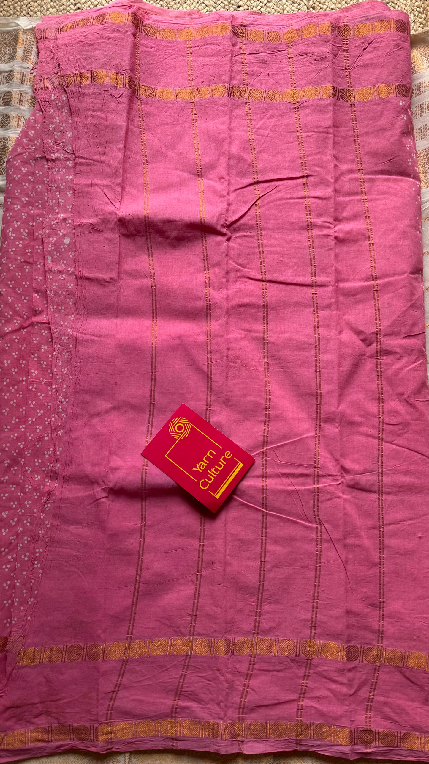Pink wax dot printed sungudi, kattuchayam dyed madurai cotton saree - YCCOTNMA280