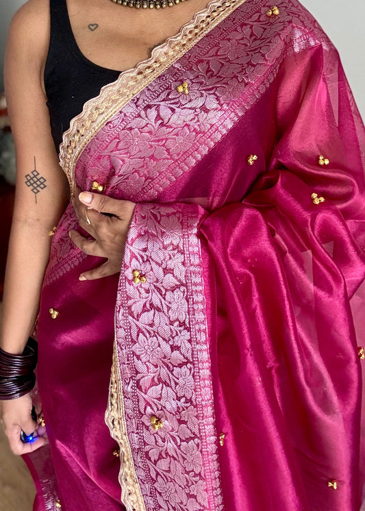 Raspberry pink silver tissue Banarasi saree with lace zari border - YCBLTOC68