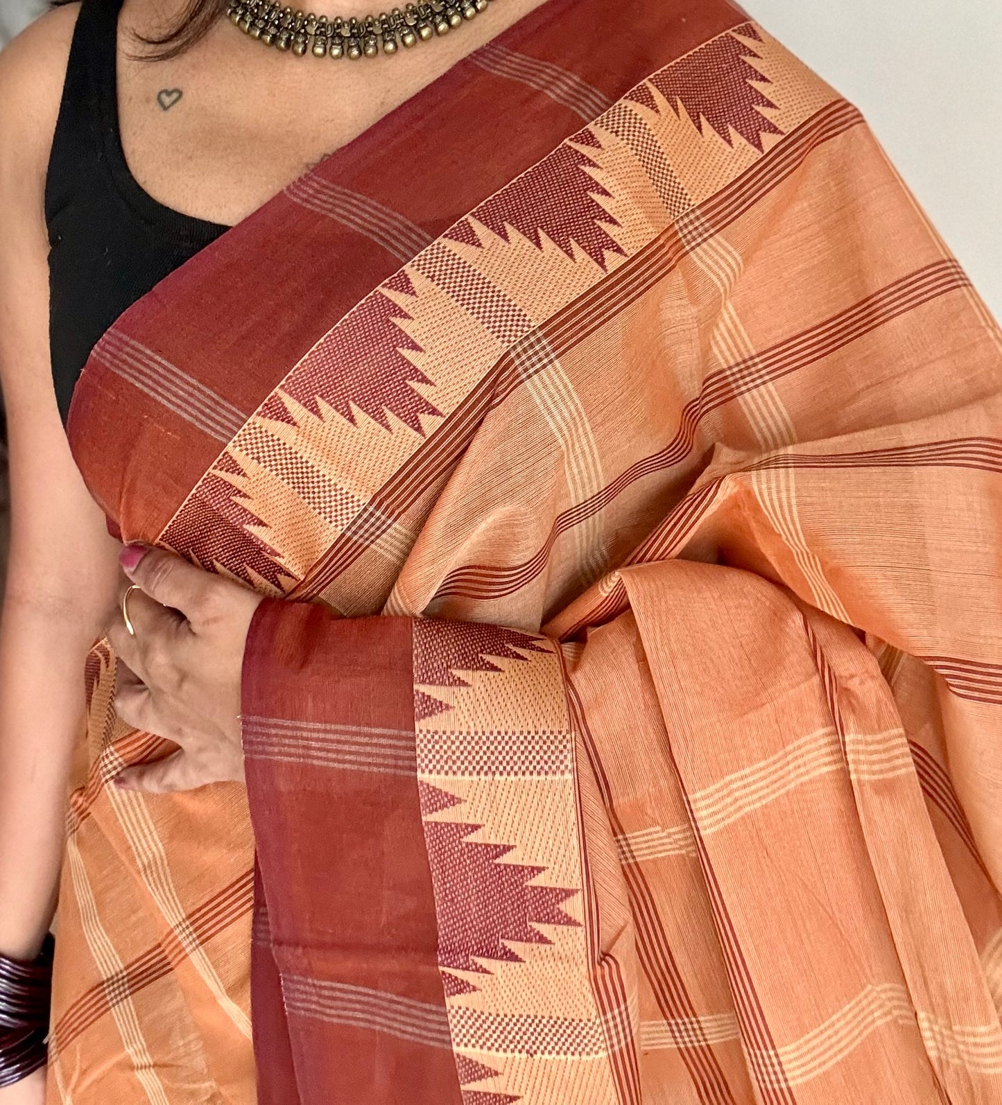 Chettinad cotton saree with light brown and dark brown checks, temple motif border - YCCOTNAP71