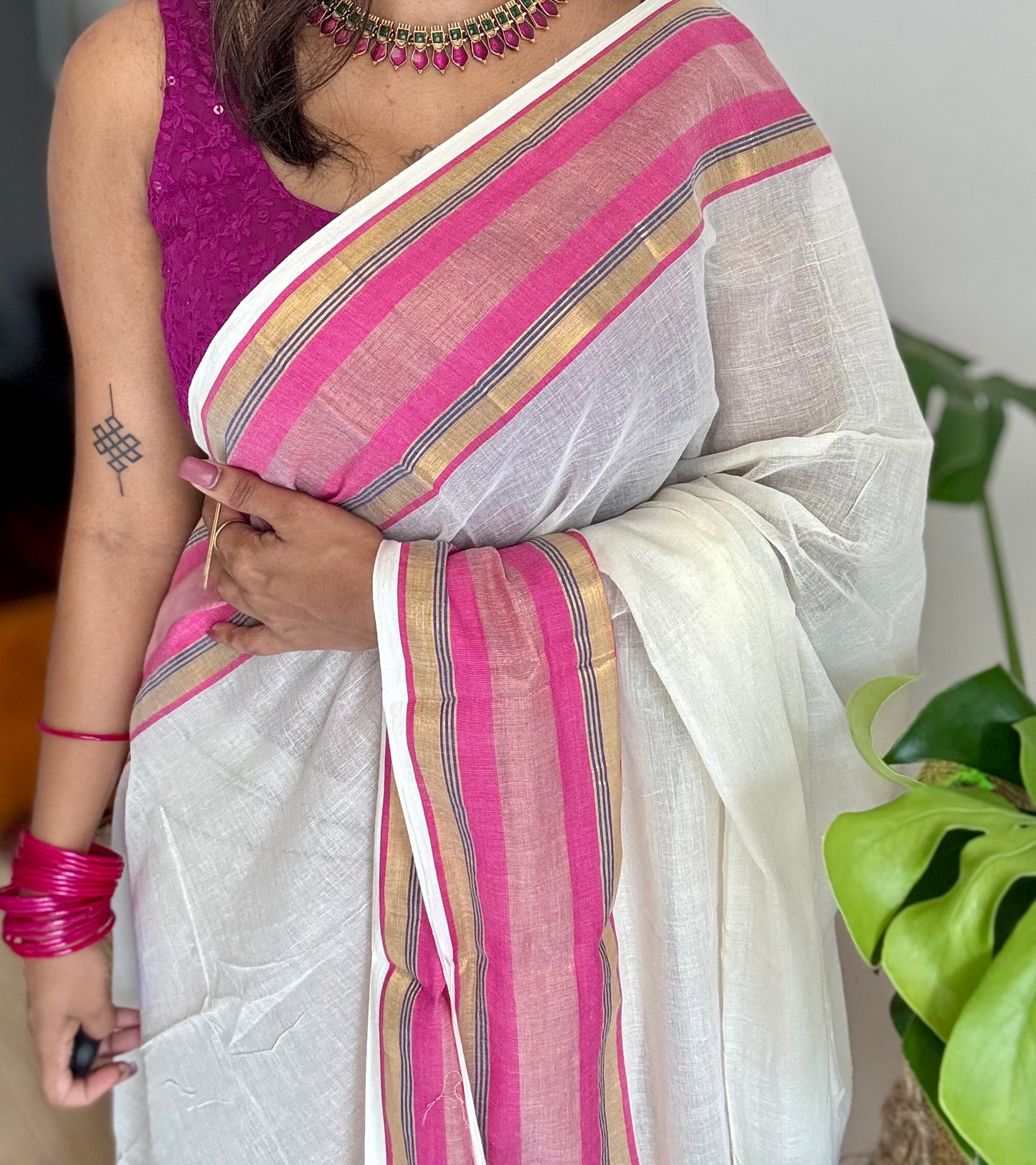 Ivory mul saree, hot pink and gold border  - YCIEON25