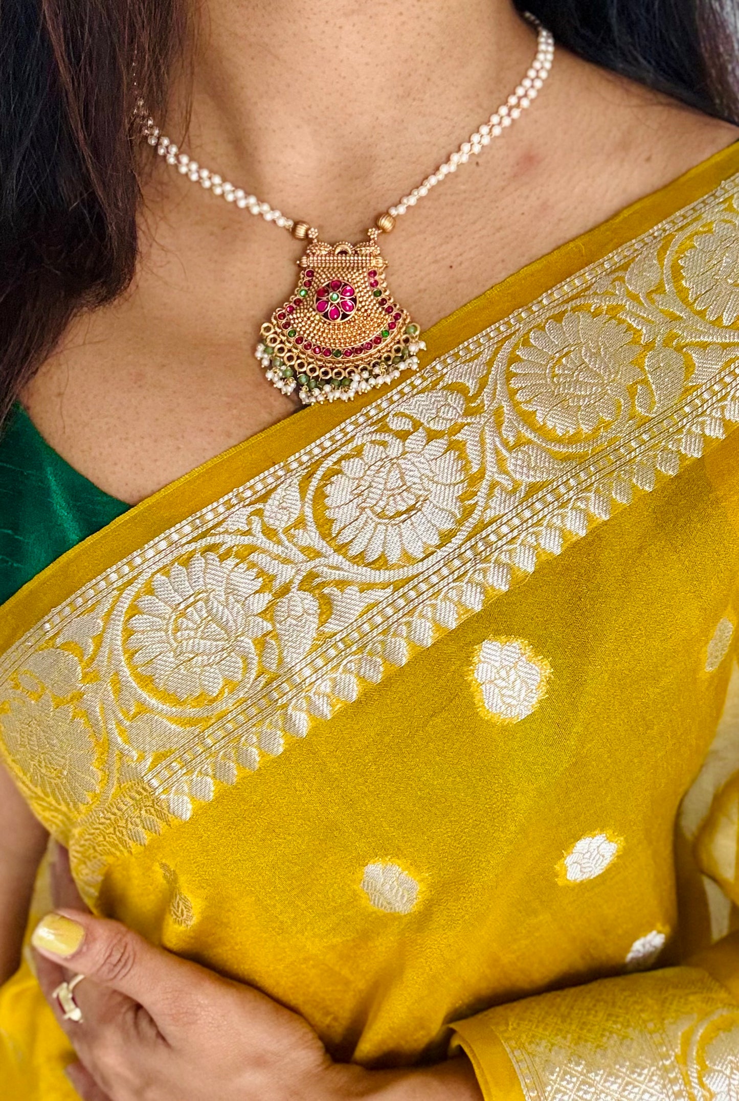 Ruby green pendant pearl chain neckpiece with earrings - YCGPNP666