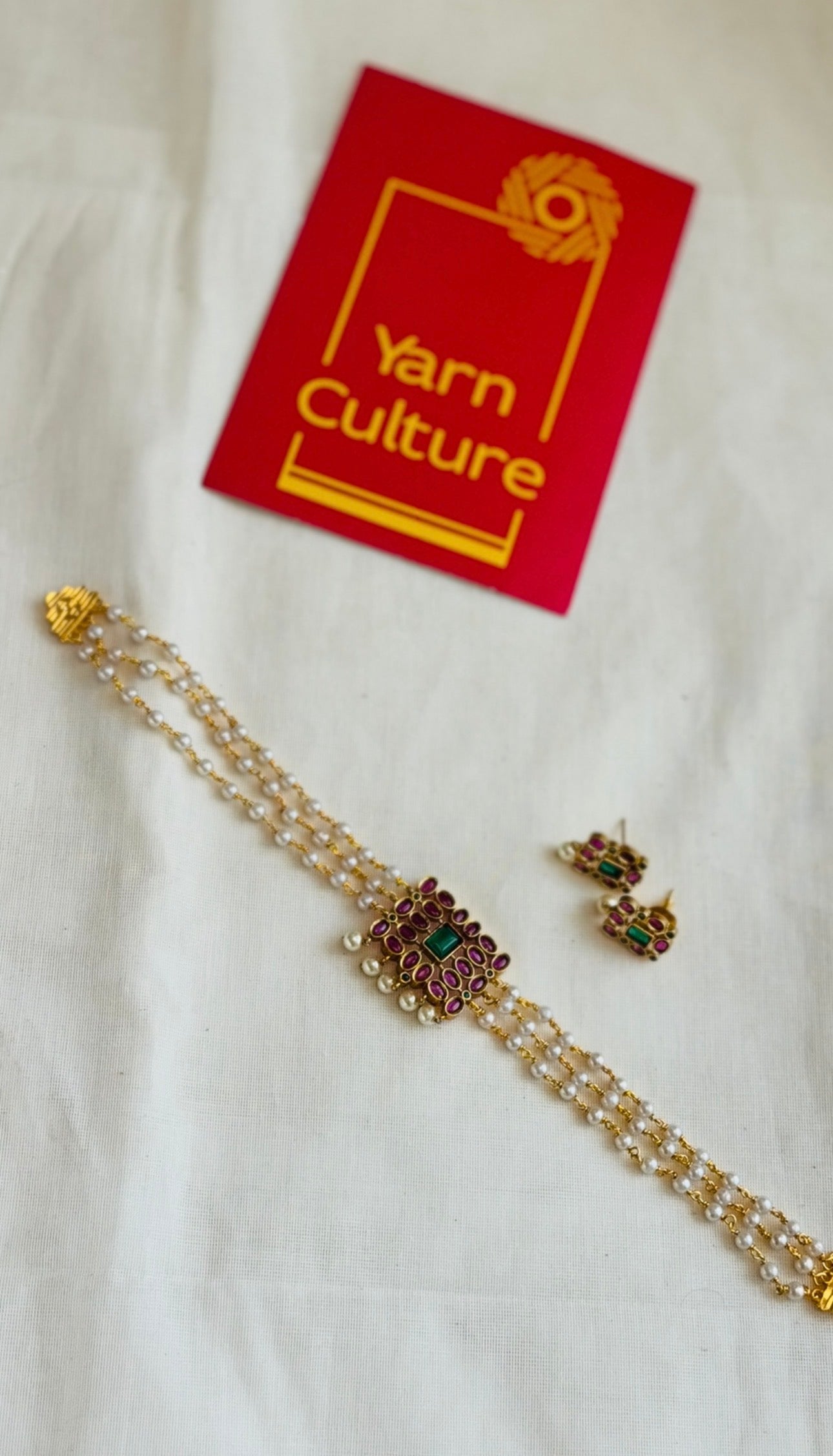 Pearl chain neckpiece with ruby green pendant, with earrings - YCGPNP779