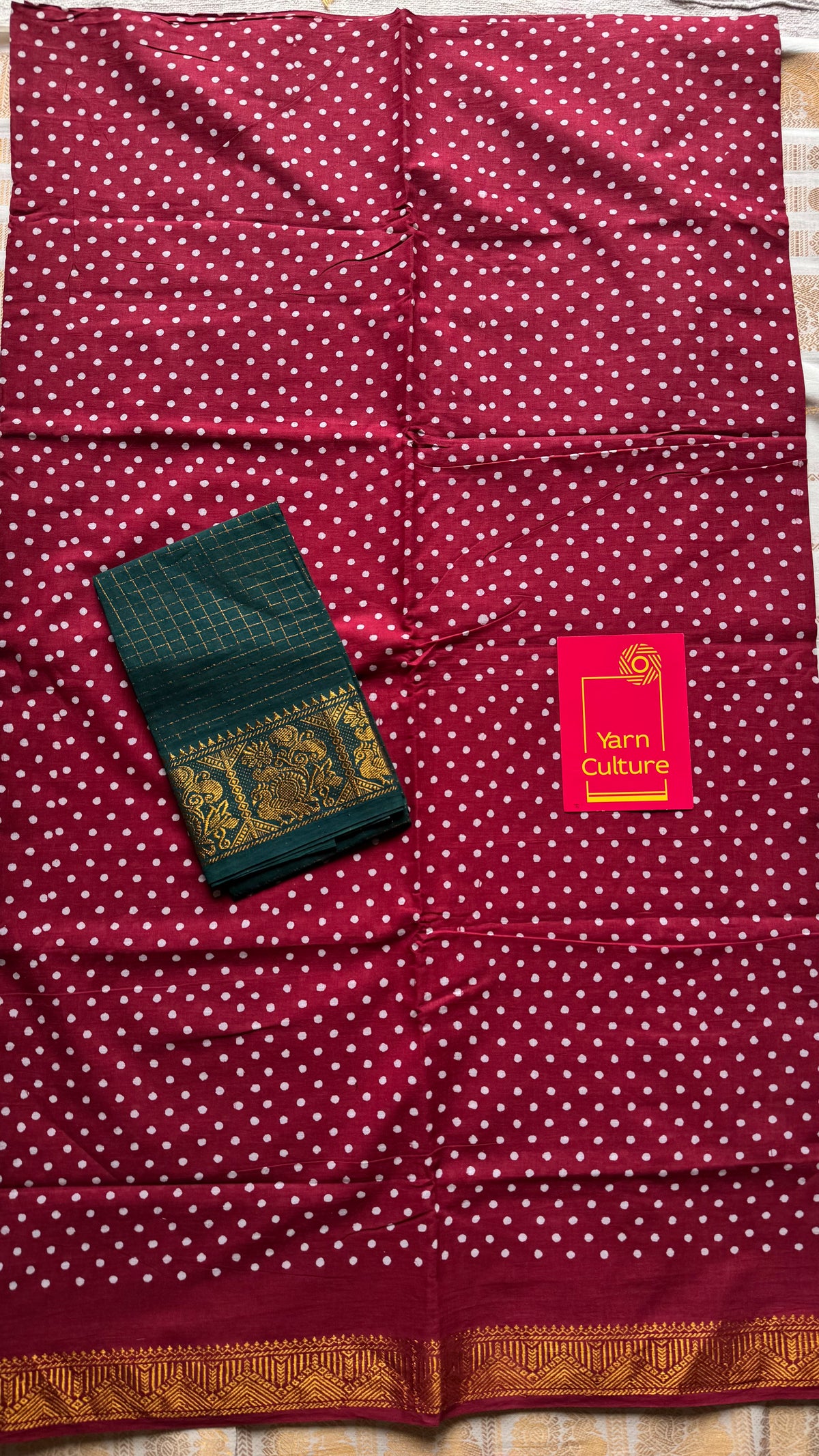 Red sungudi dotted, single-side border, kattuchayam dyed madurai cotton saree - YCCOTNMSSE05