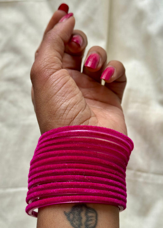 Magenta velvet glass bangles, set of 12 - YCBANGL385