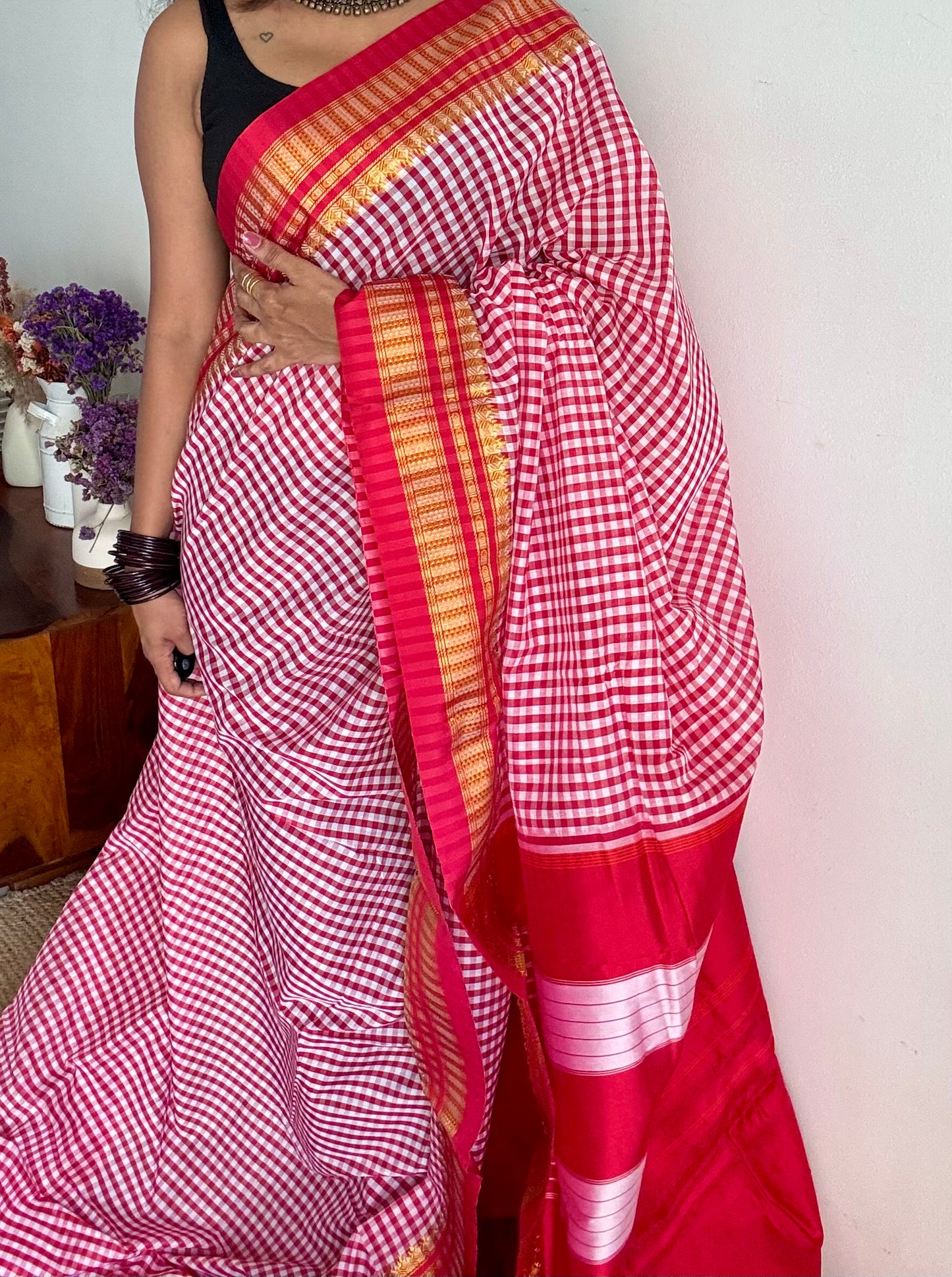 llkal red and white checks with chikki paras border, soft cotton with art silk blend - YCLOKICAP229