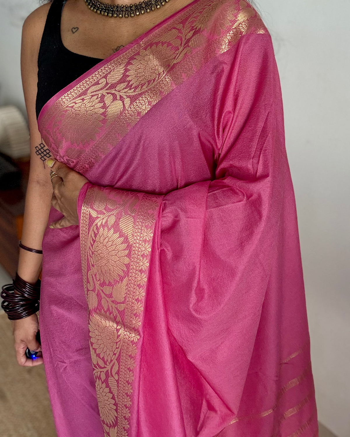 Pink, semi crepe silk saree with antique gold floral border - YCLOKOC55