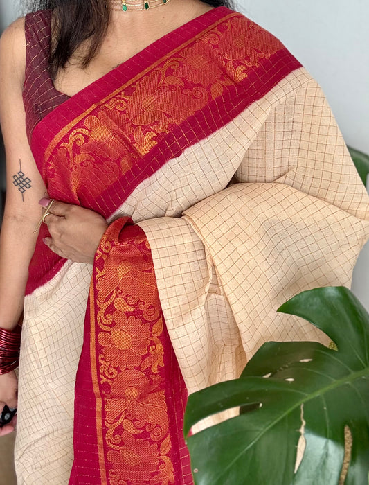 Ivory with red contrast zari checkered sungudi, kattuchayam dyed madurai cotton - YCIEON94
