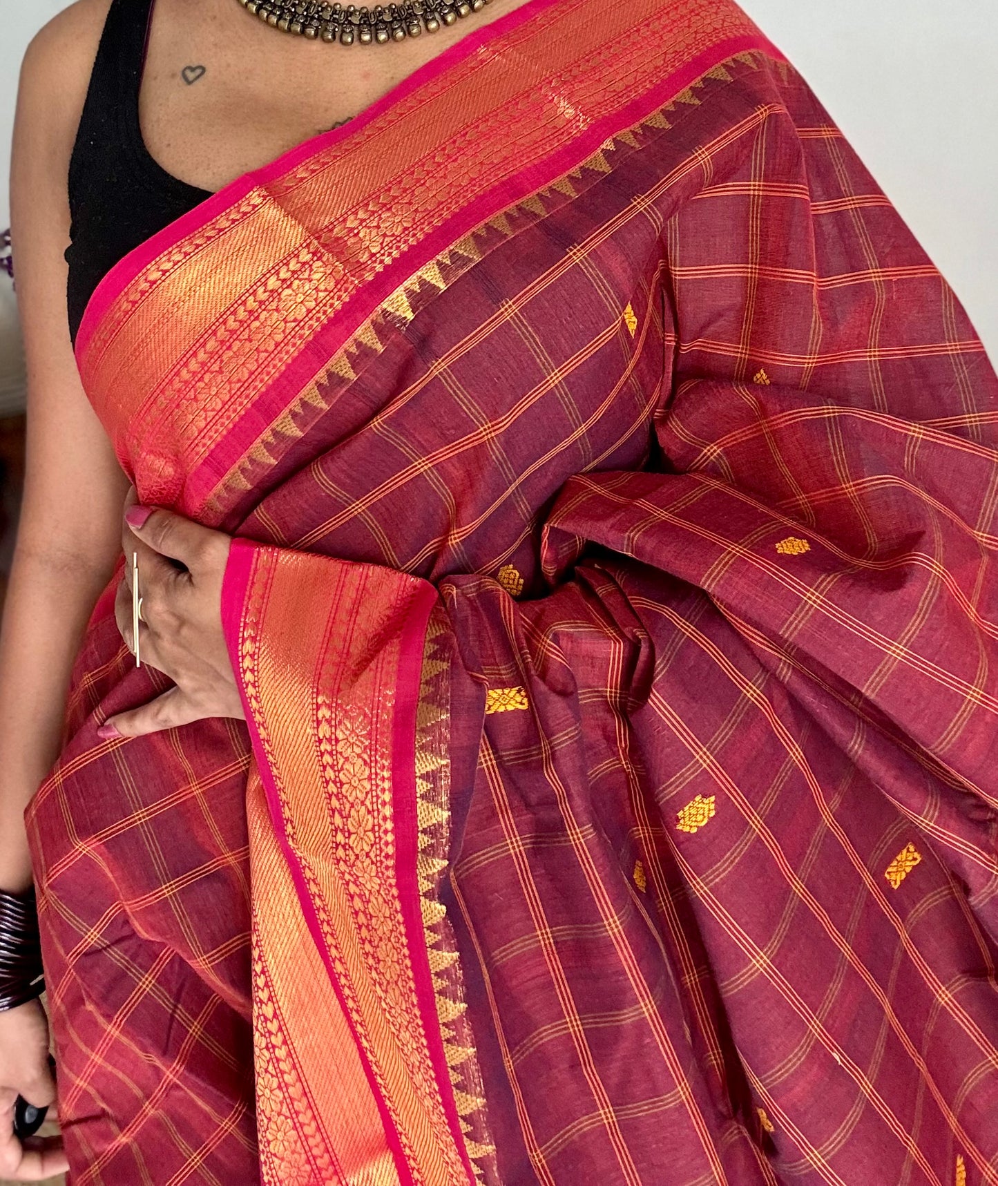Maroon and fuchsia pink contrast, checkered Chettinad cotton saree - YCCOTNMA266