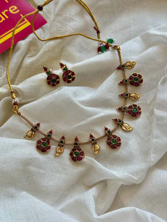 Ruby green kemp floral and coin pendant neckpiece, with earrings - YCGPNP628