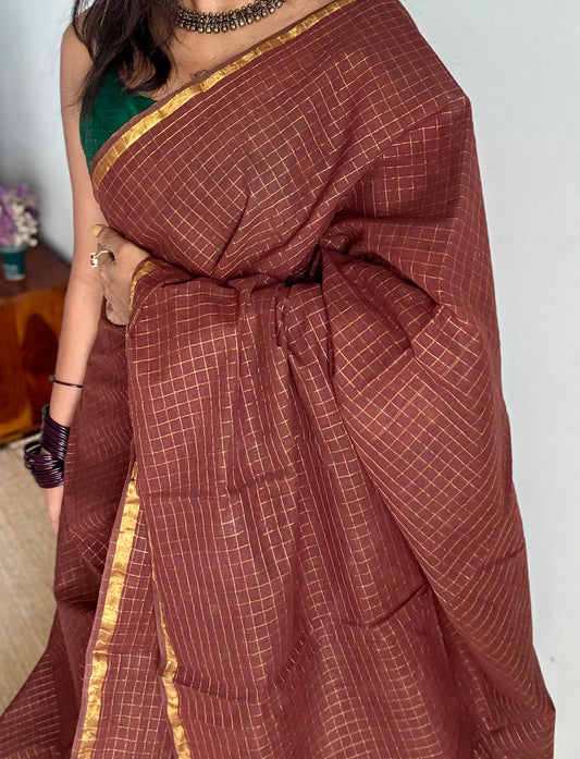 Brown mini kattam kattuchayam dyed madurai cotton saree - YCCOTNMSFE343