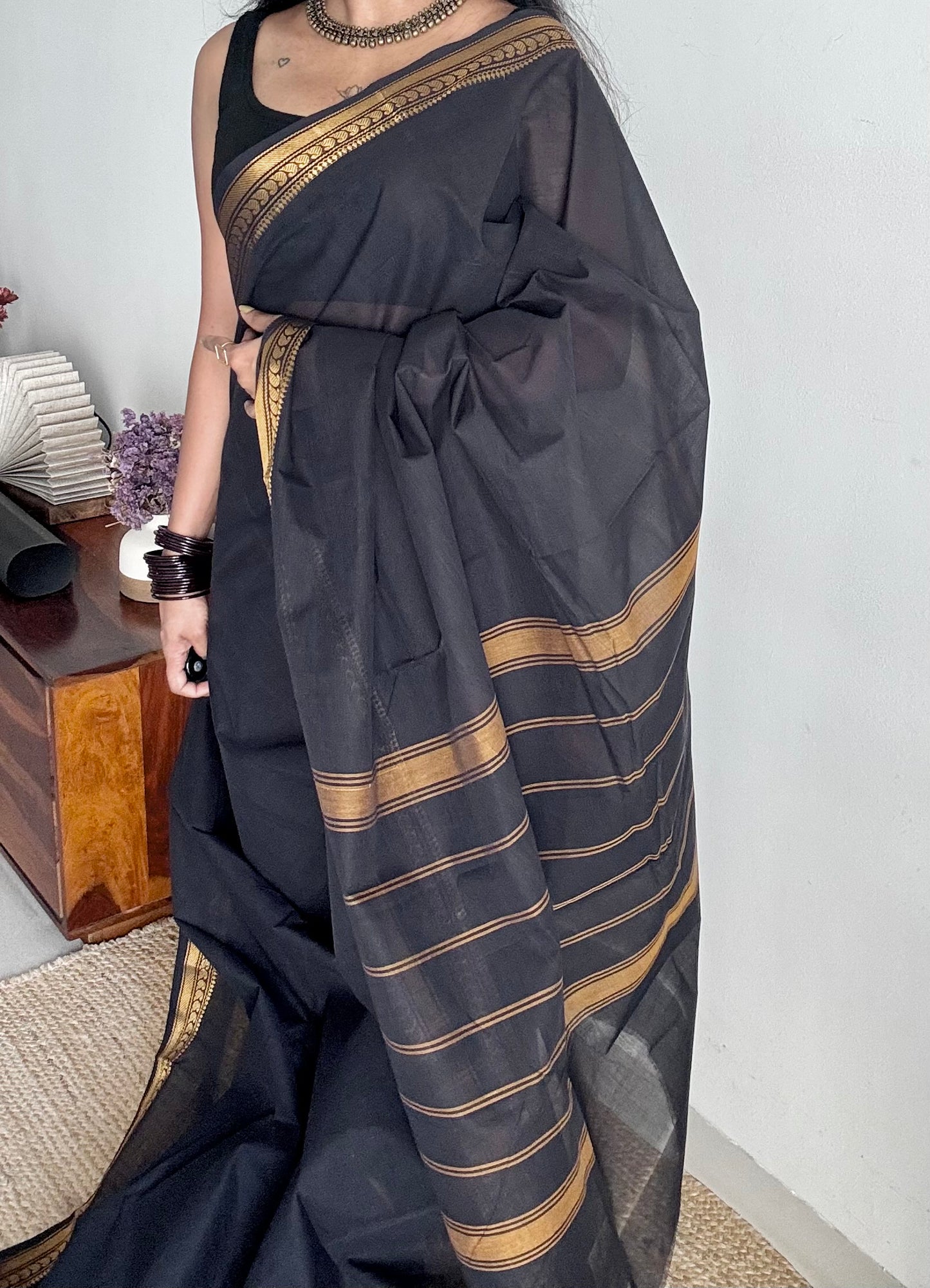 Chettinad cotton saree in black with thin paisley zari motif border - YCCOTNJUCC07