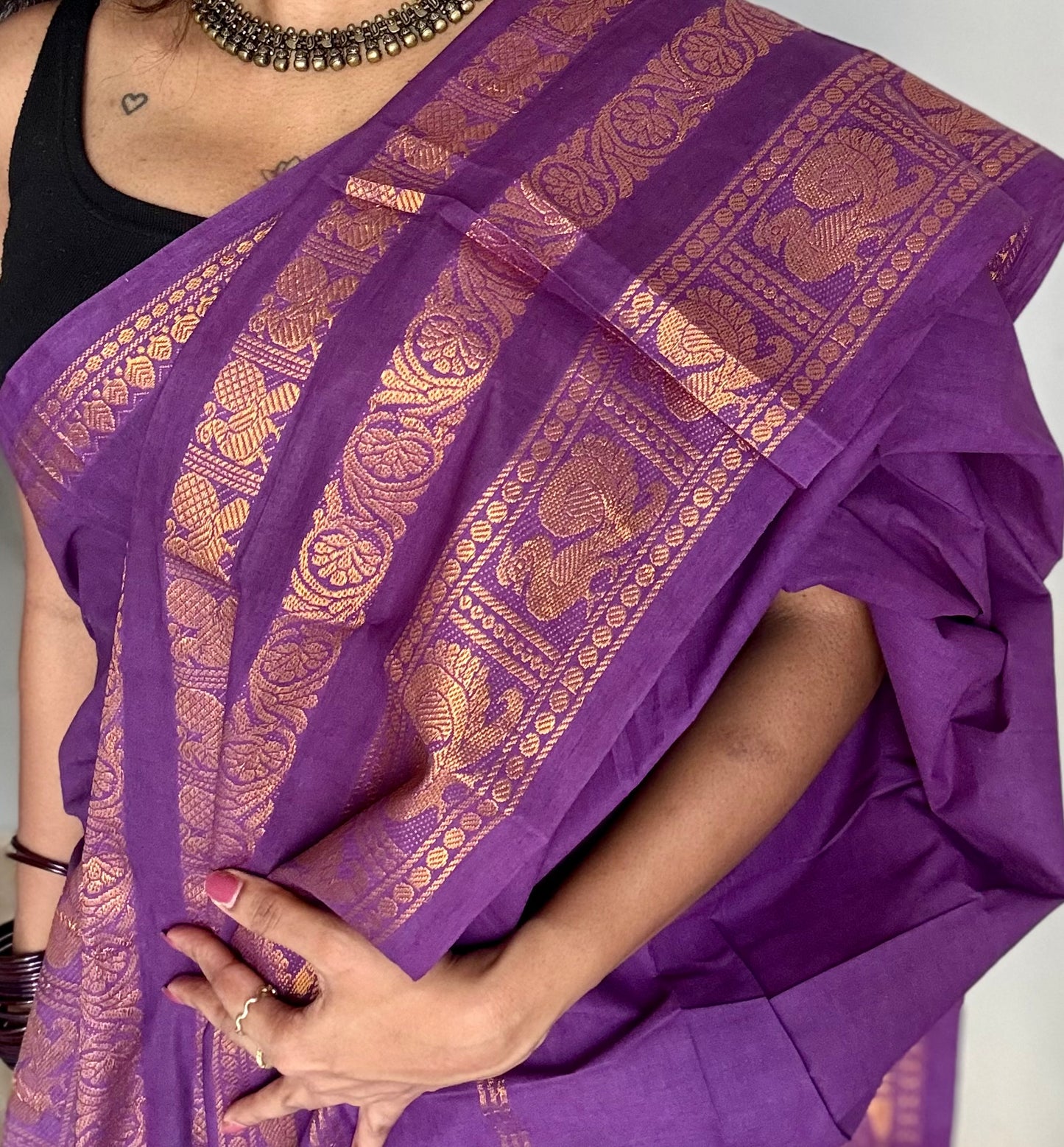 Purple long border sungudi, kattuchayam dyed madurai cotton - YCCOTNMSAP133