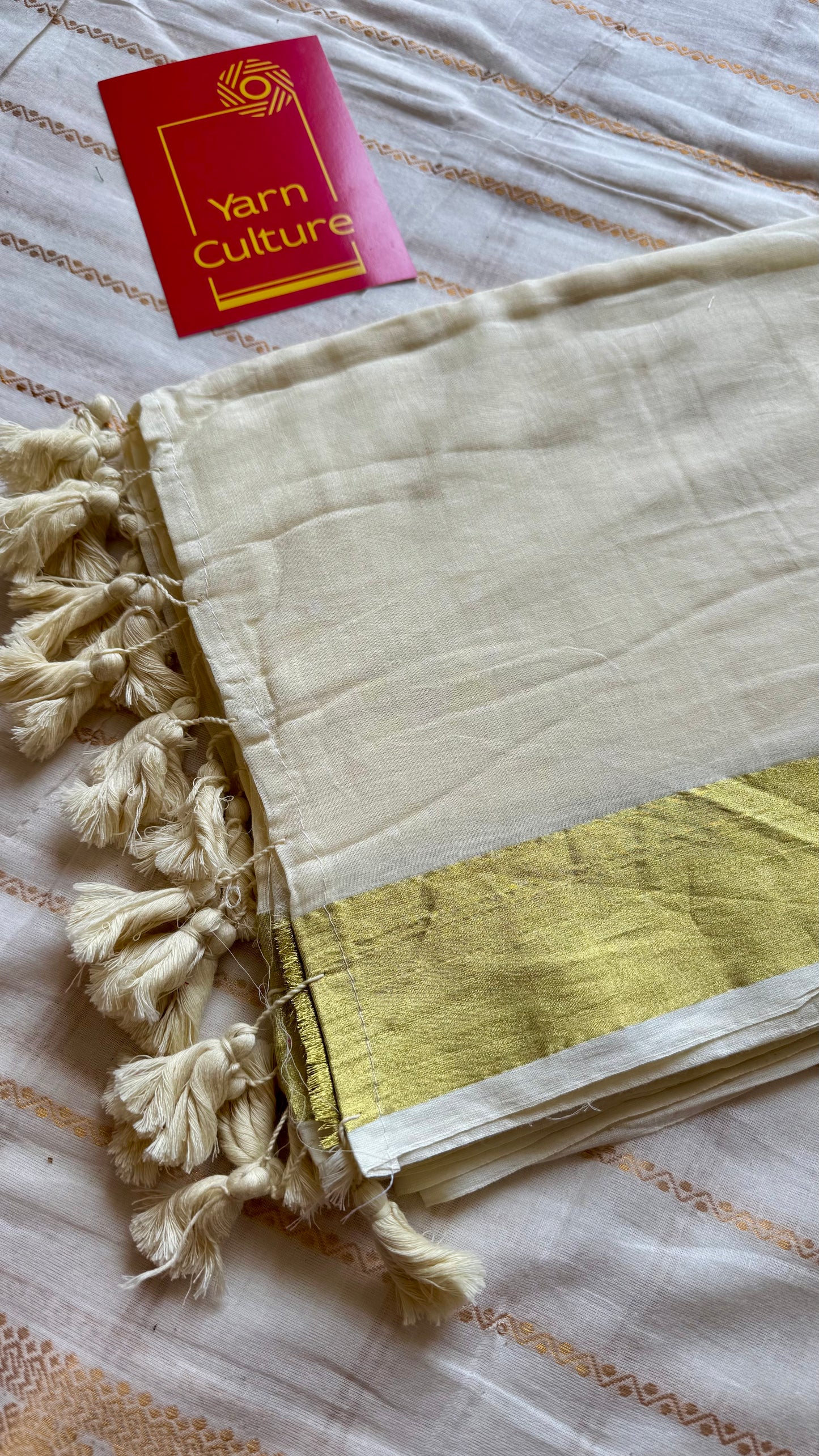 Ivory mul saree, gold border - YCIEON32