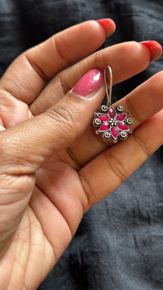 Bugadi clip-on (non pierced),  ruby floral pattern, oxidised silver - YCOSEBU524