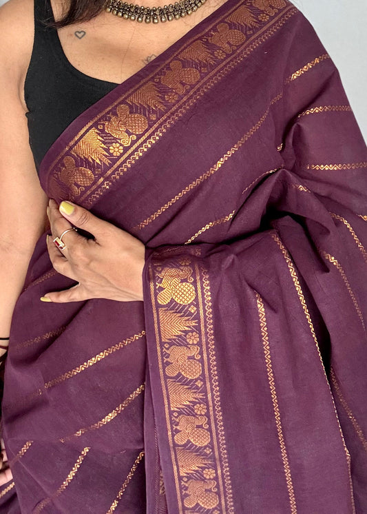 Purple brown velthaari patterned kattuchayam dyed madurai cotton saree - YCCOTNMSFE133
