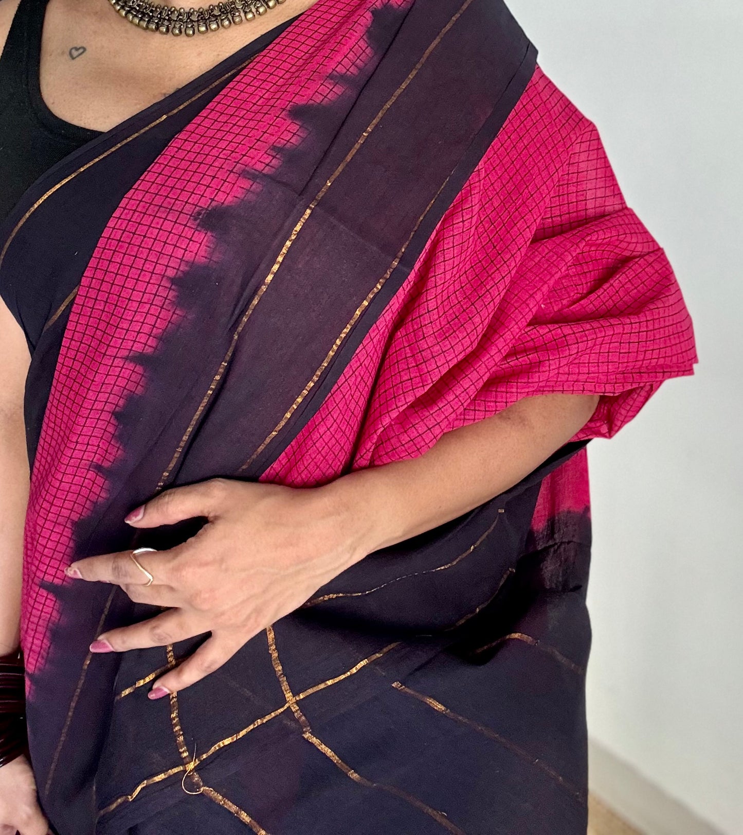 Dark pink with black contrast, checkered kattuchayam dyed madurai cotton saree - YCCOTNMA234