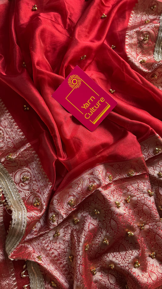 Red gold tissue Banarasi saree with ghungroo embellishments and beaded lace zari border - YCBLTOC69