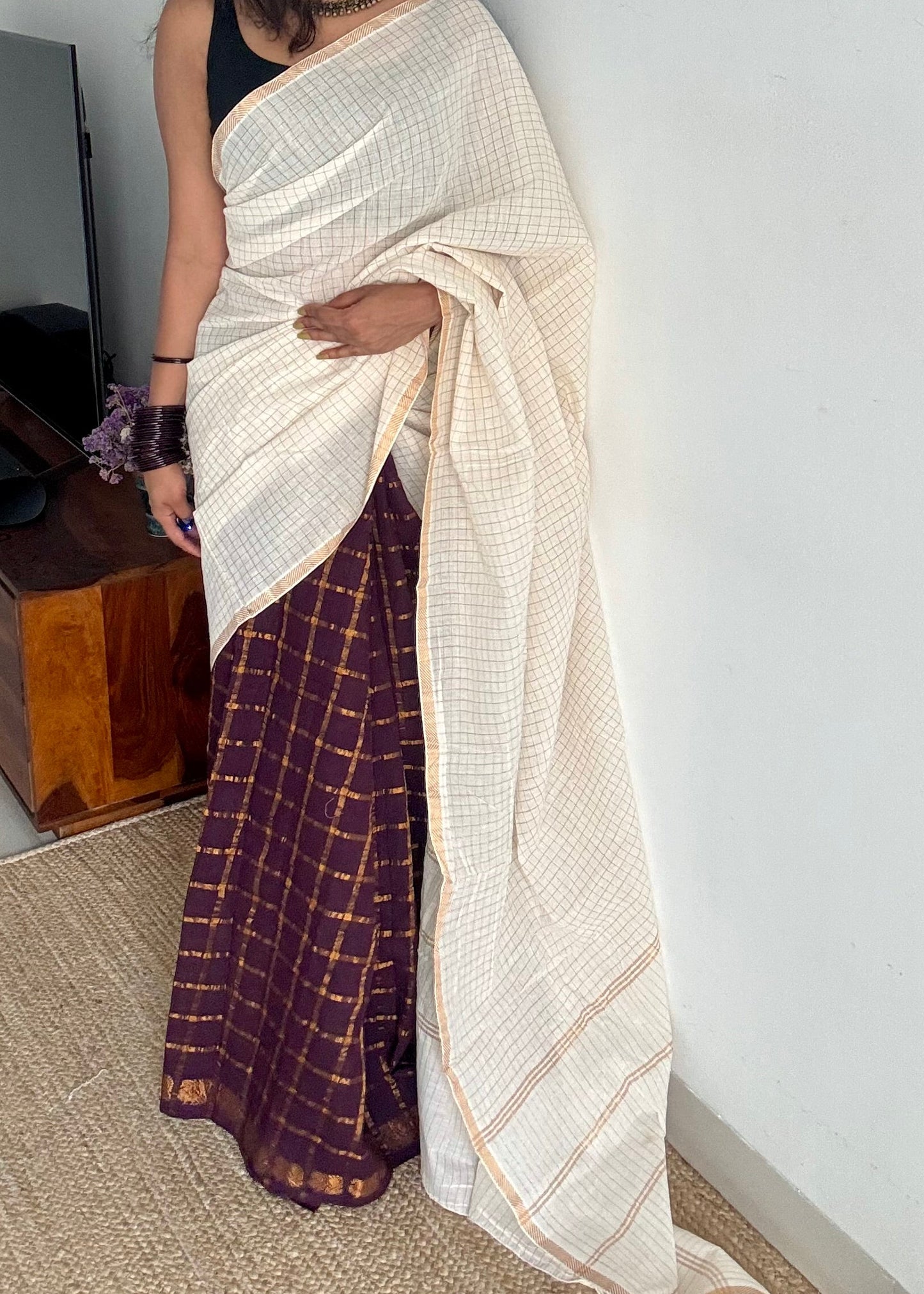 Ivory with brown, sungudi cotton half-half saree - YCCOTNMSFE371