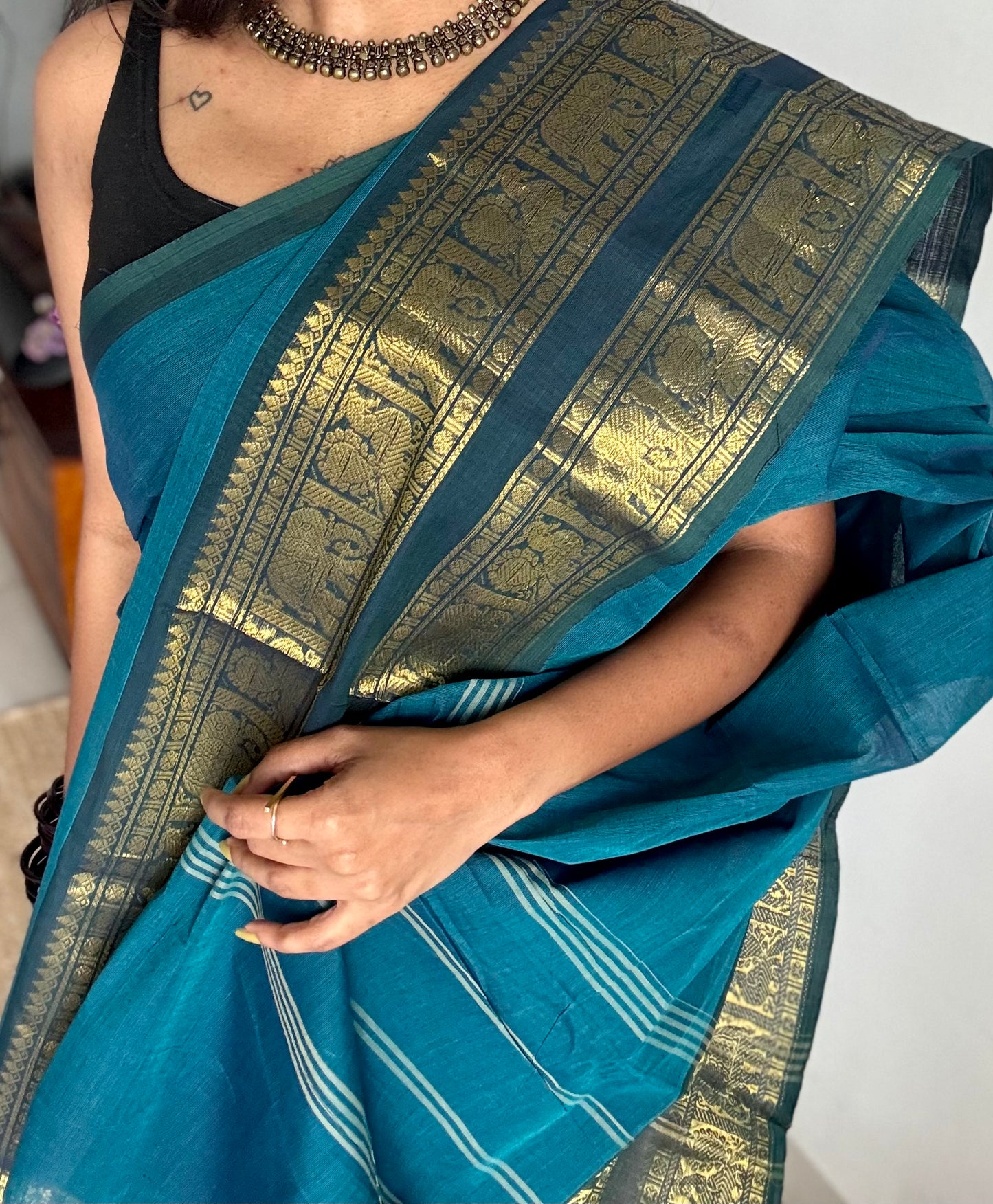 Blue with green wide contrast border, kanchi cotton - YCCOTNKCDE83