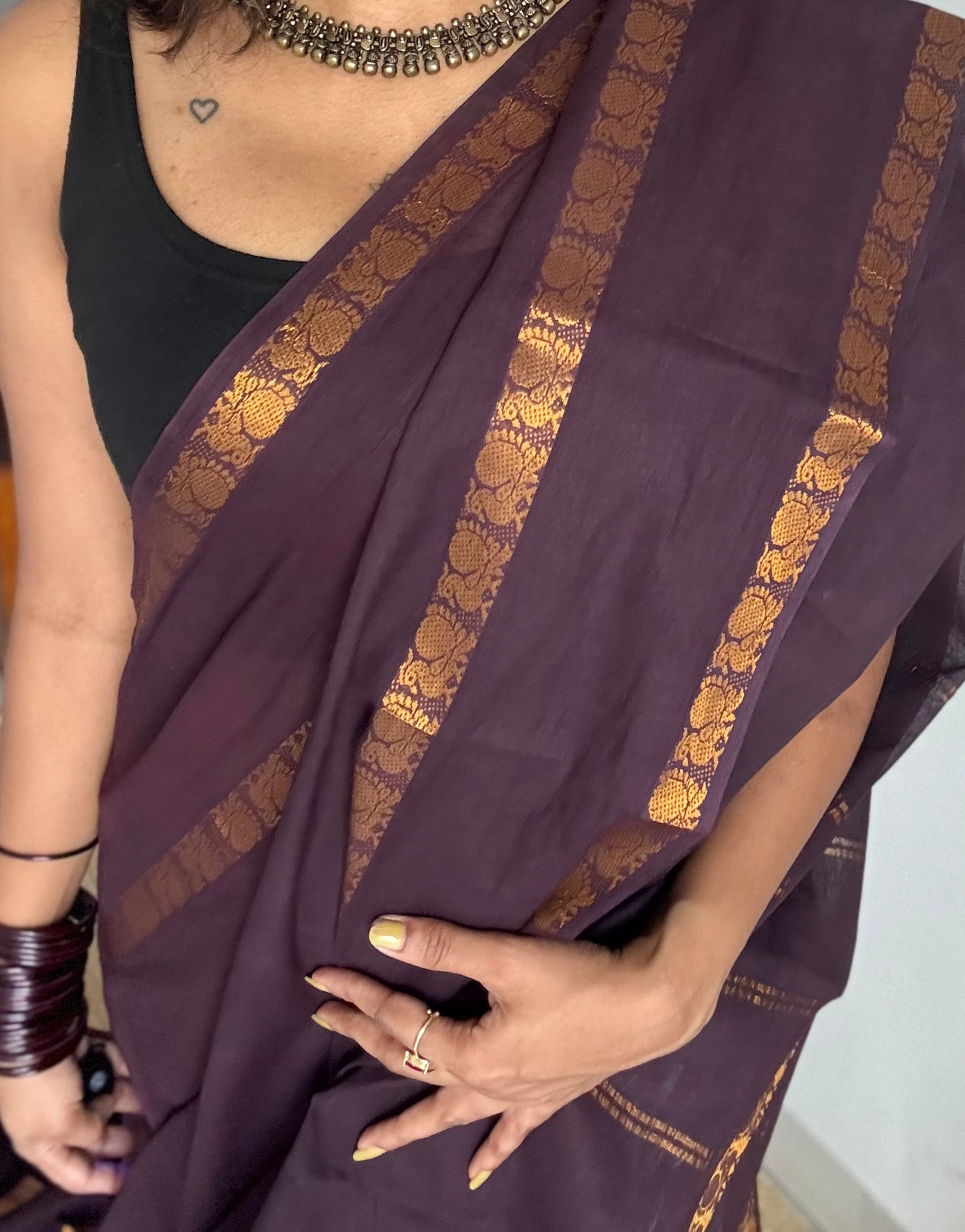 Brown rettaipettu peacock double bordered, kattuchayam dyed madurai cotton saree  - YCCOTNMSFE328