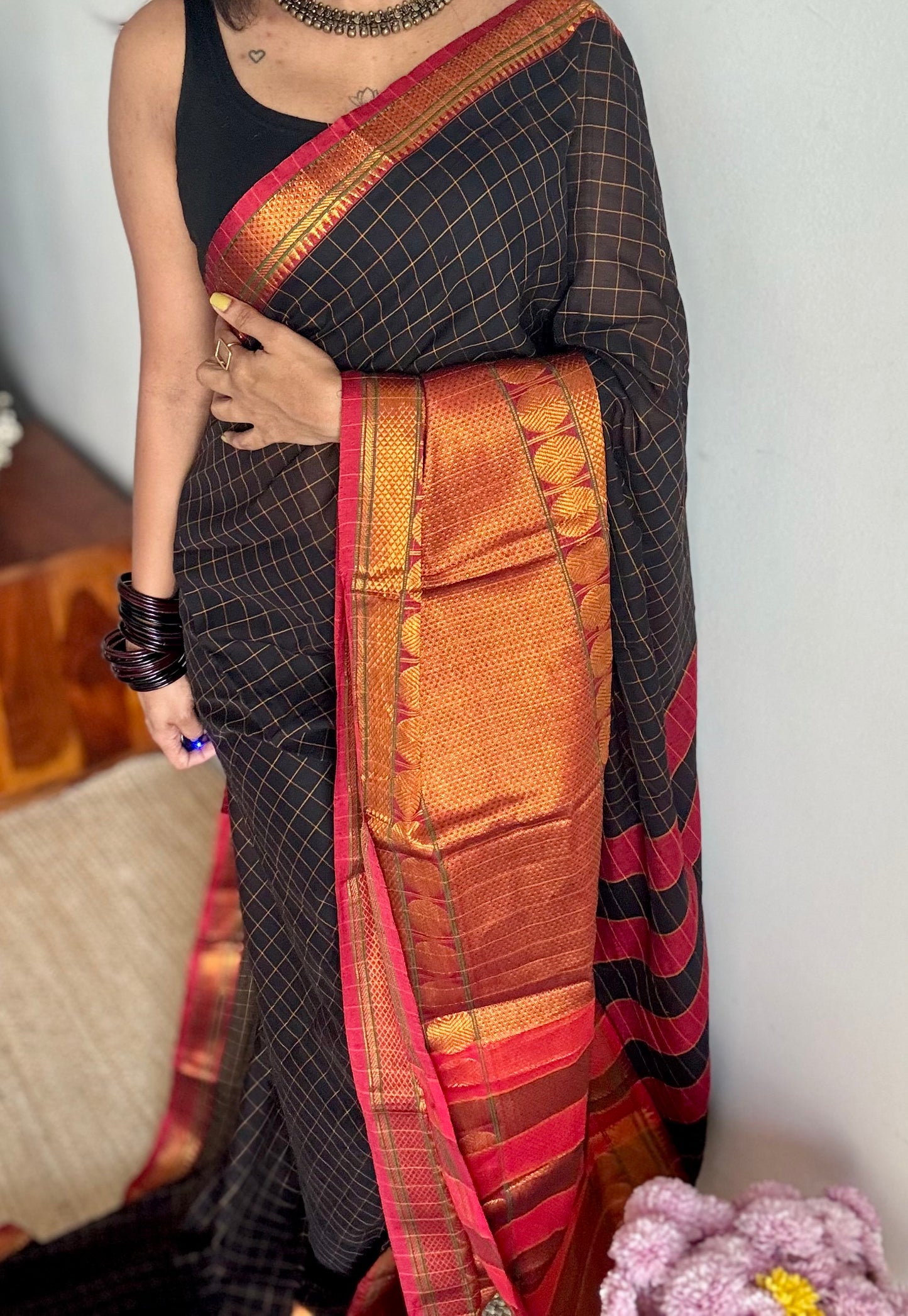 Black checkered premium narayanpet soft cotton with wide zari border - YCWOTDNPNO78