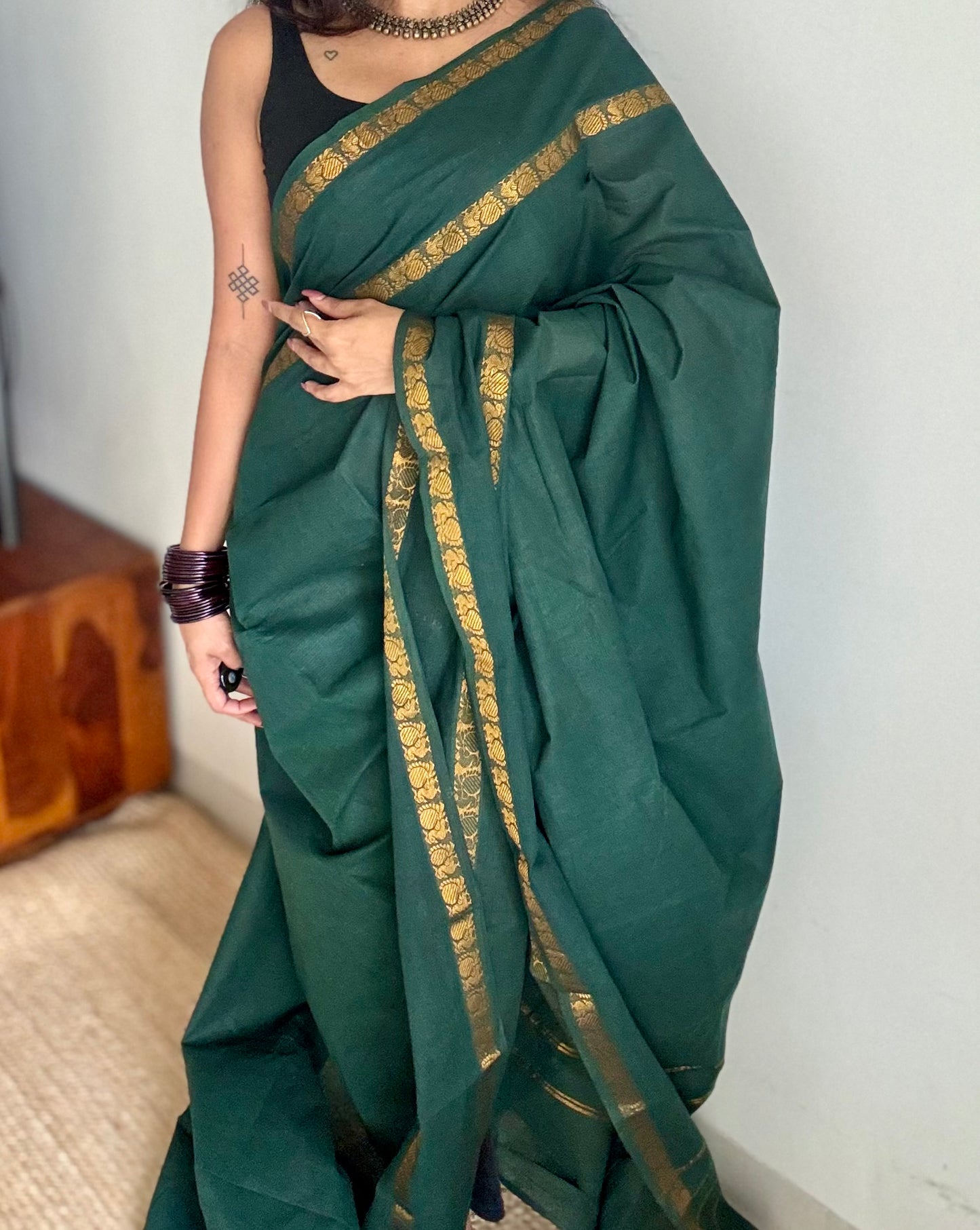 Dark green rettaipettu peacock gap border, kattuchayam dyed madurai cotton saree  - YCCOTNMSJUL02
