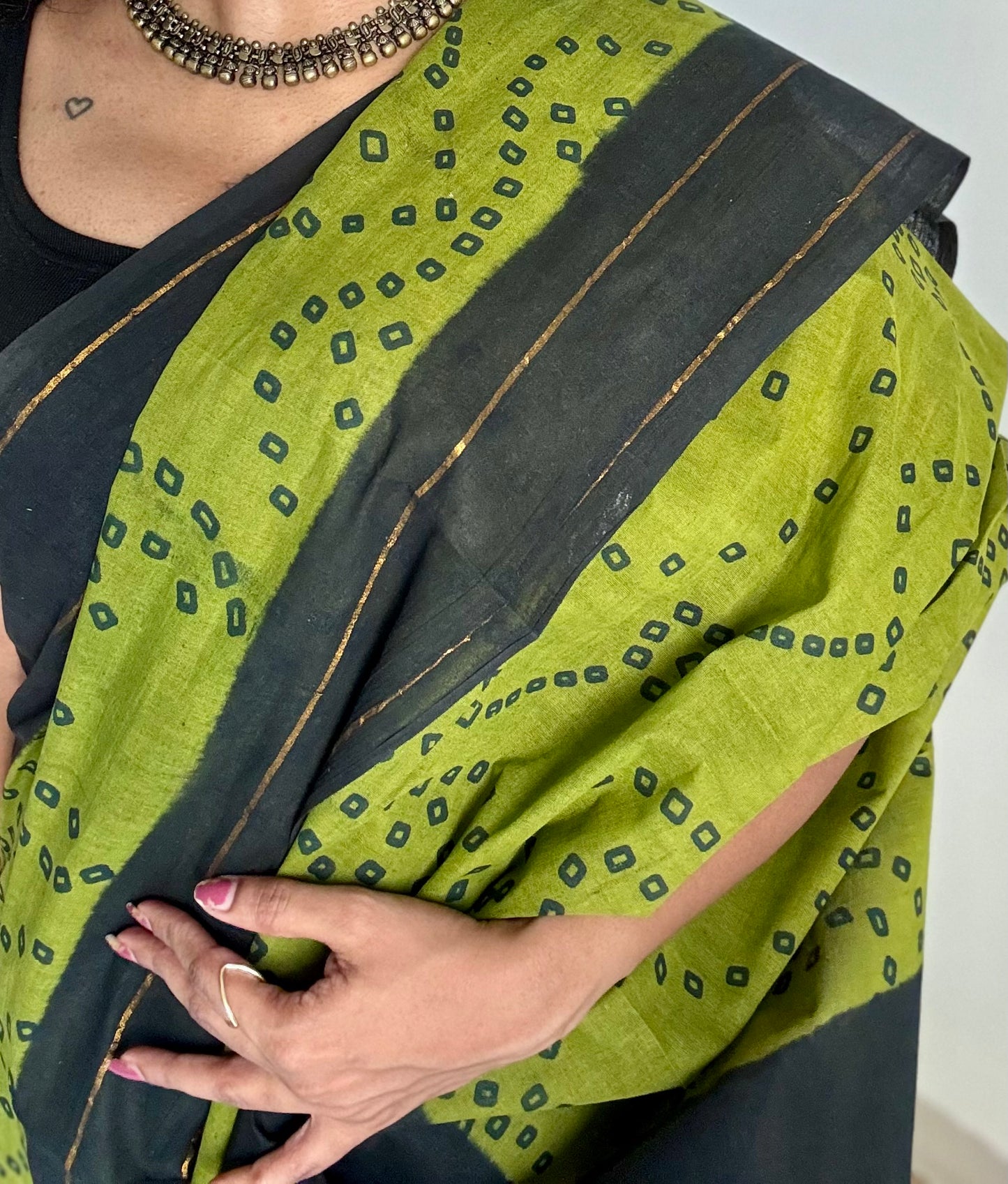 Green with black contrast, kattuchayam dyed madurai cotton saree - YCCOTNMA236
