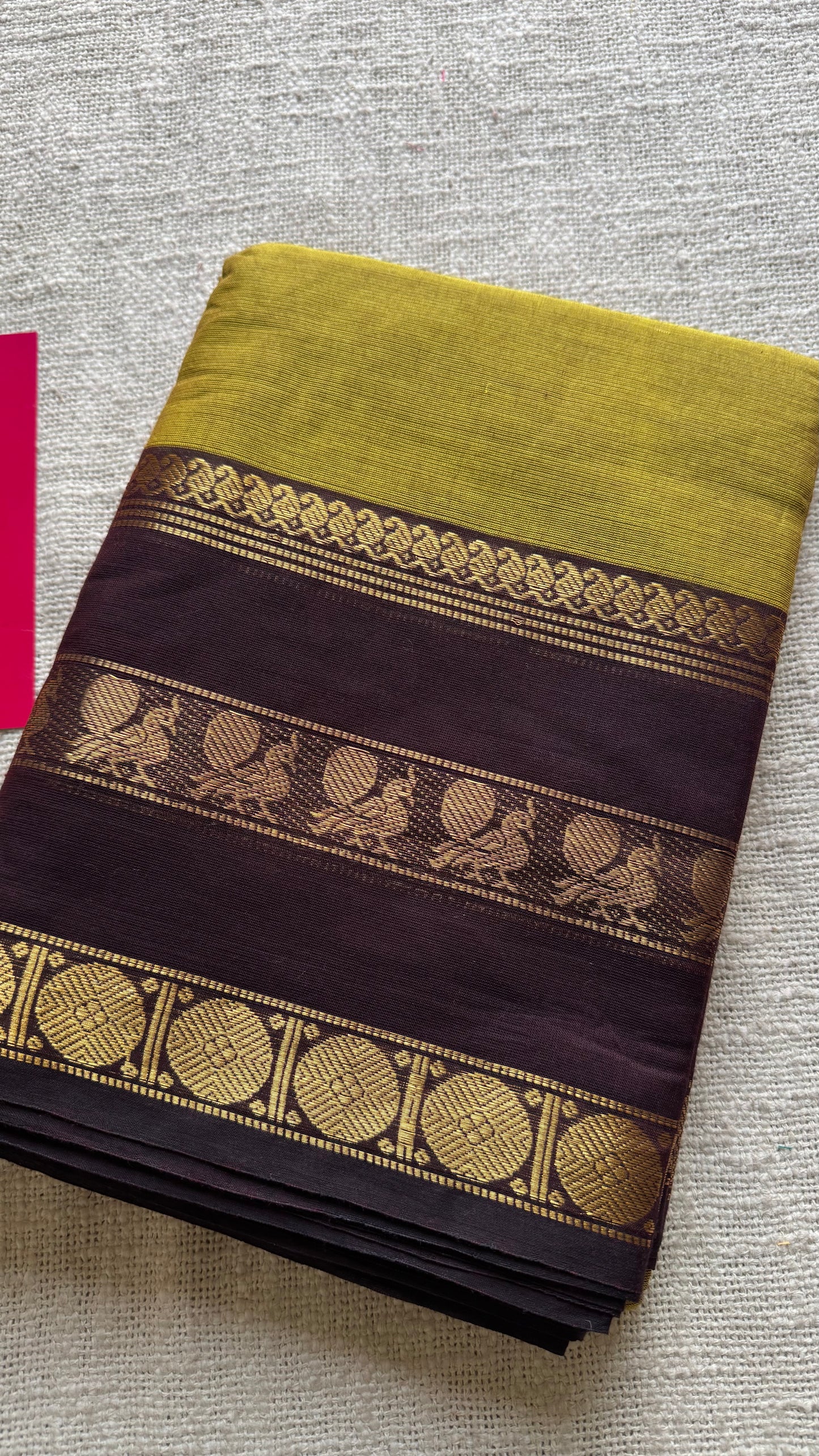 Lemon ginger green with brown contrast border, kanchi cotton - YCCOTNOCCC04