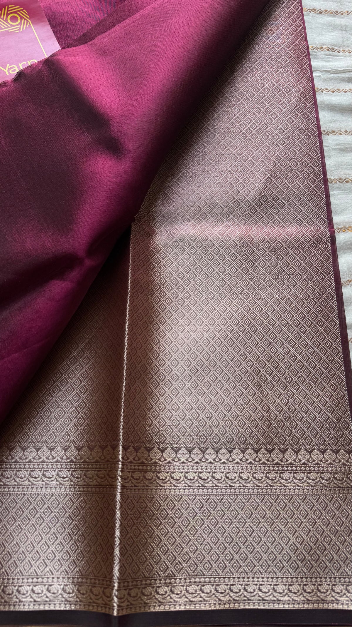 Wine pink tissue Banarasi saree with zari border - YCBLTOC78
