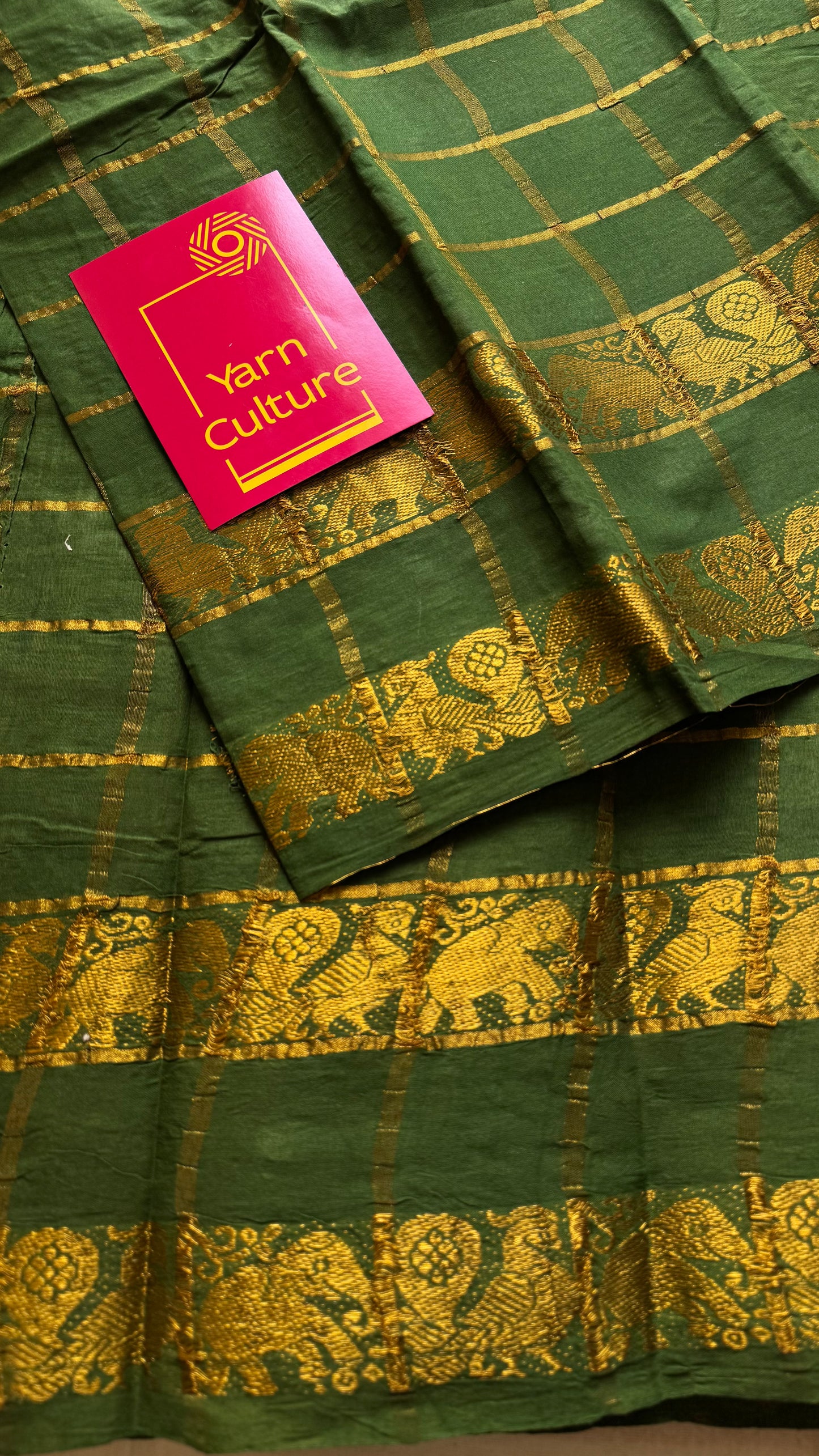 Green kattam with motif double border, kattuchayam dyed madurai cotton saree - YCCOTNMSAP176