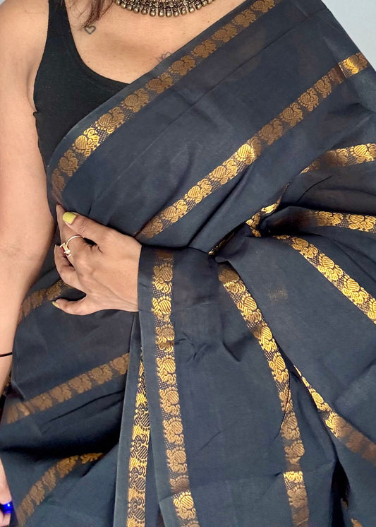 Black with multi peacock motif lines, kattuchayam dyed sungudi cotton - YCCOTNMSFE260