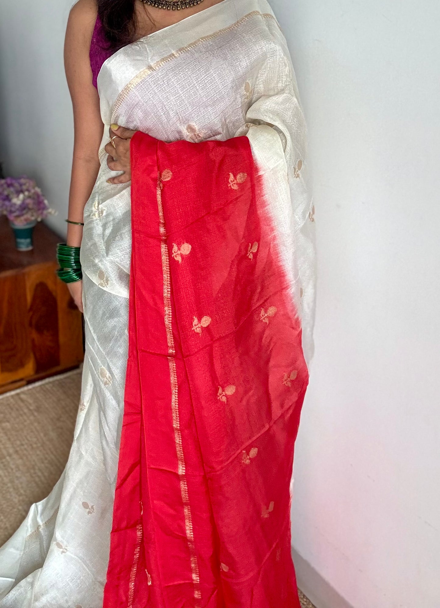 White red dual tone in viscose soft silk with satin border, jacquard zari motifs - YCDOSFE197