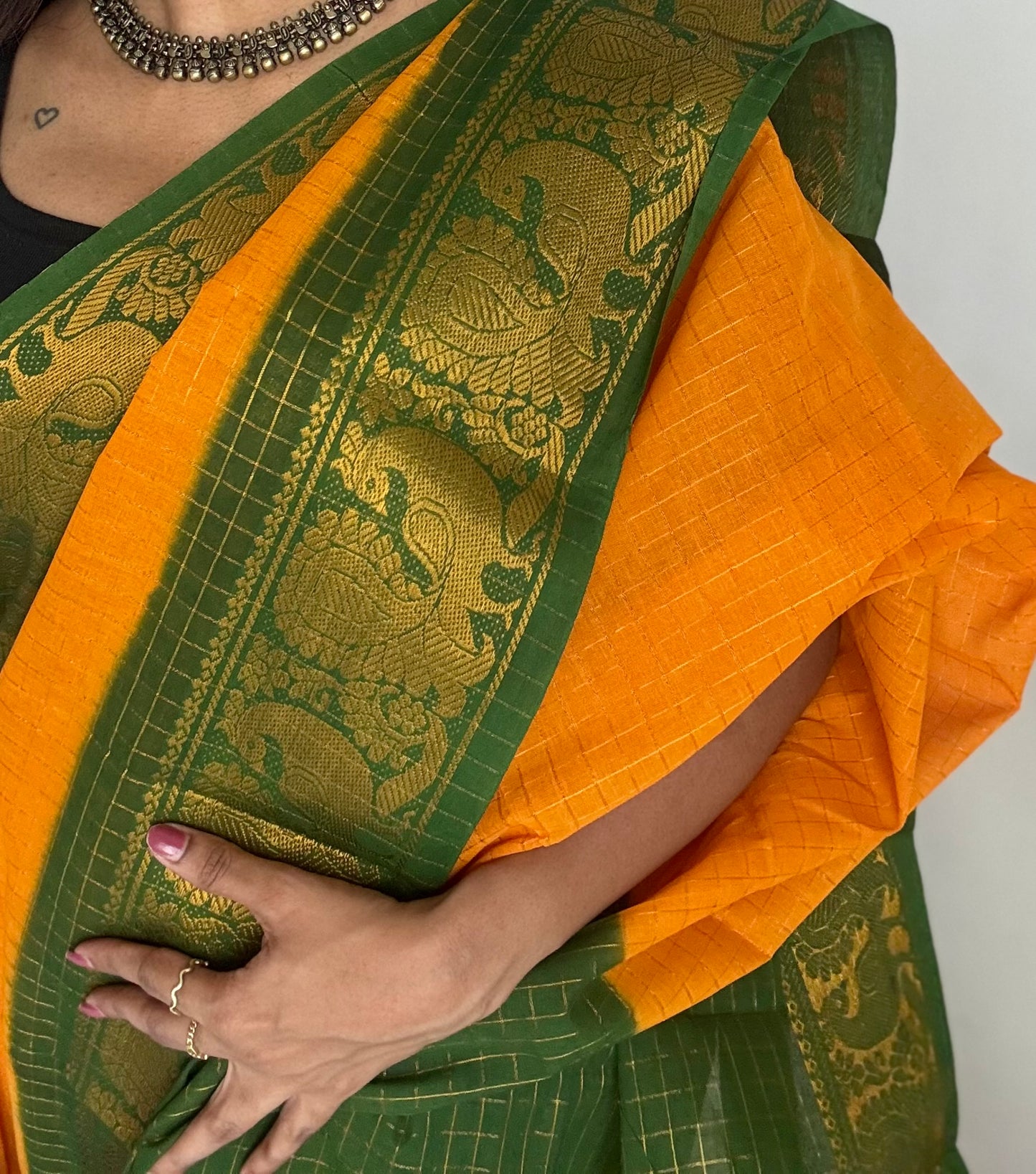 Mango yellow with green contrast zari checkered sungudi, kattuchayam dyed madurai cotton - YCCOTNMSAP181