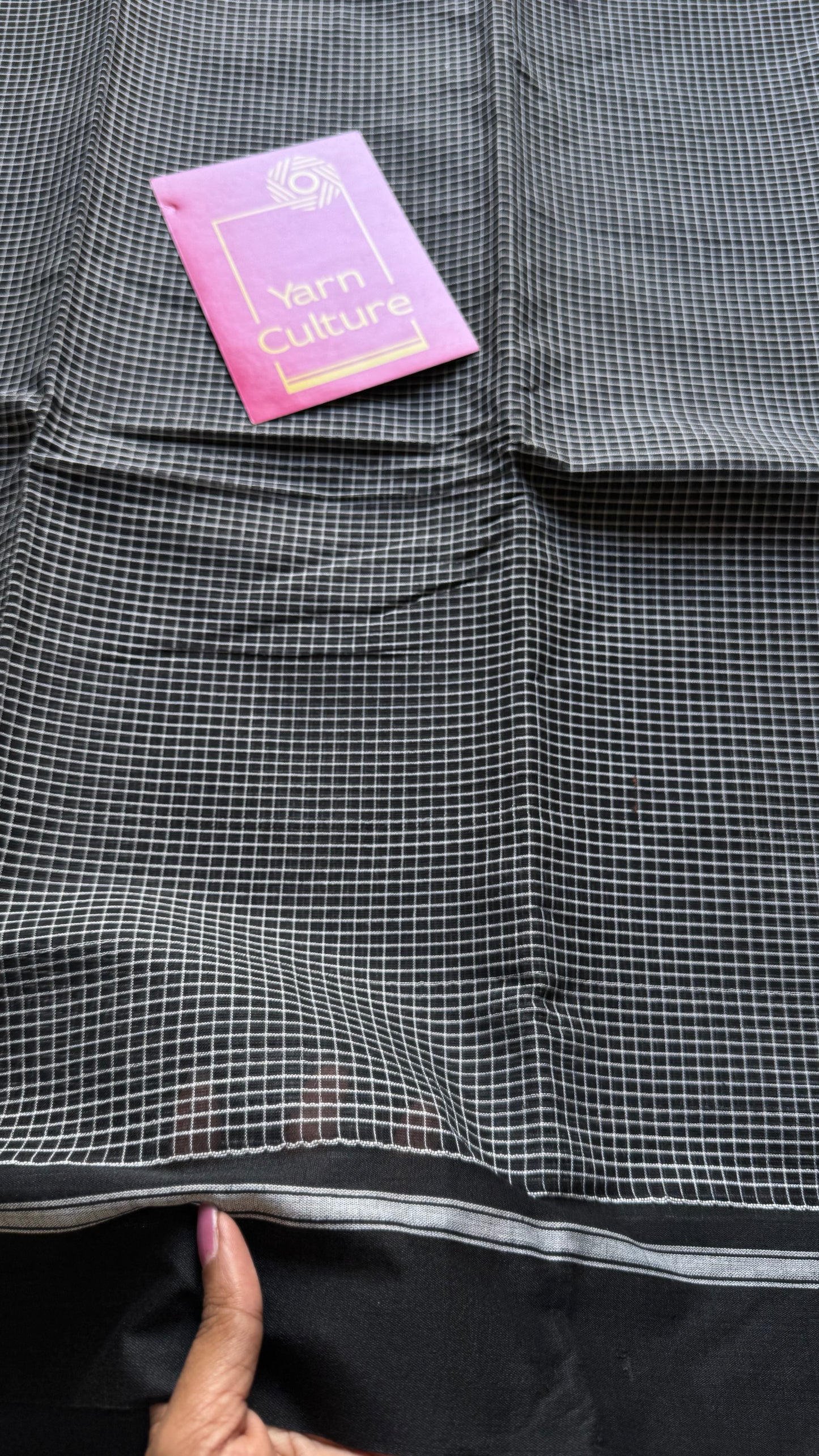 Classic black and white checks with black border, patteda anchu, soft cotton - YCLOKC220