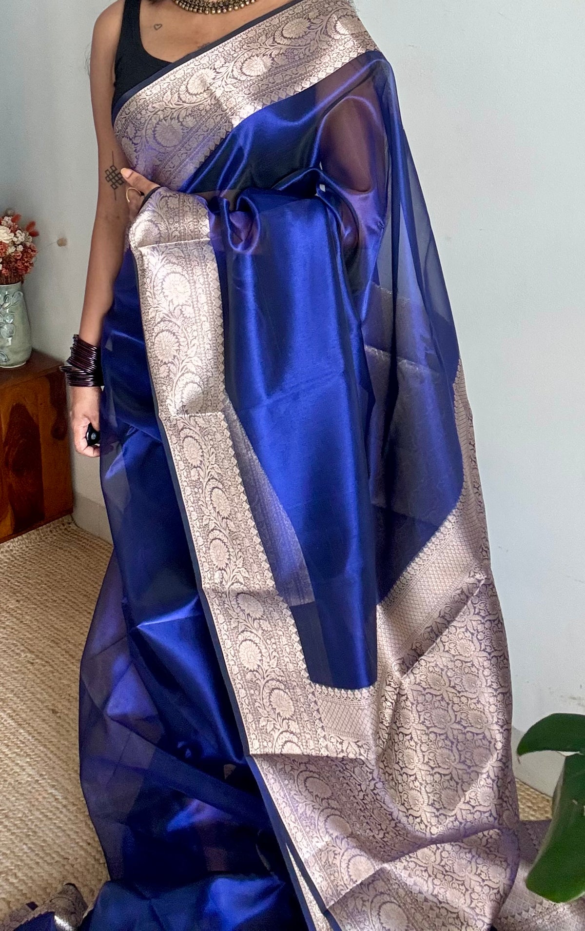 Royal blue tissue Banarasi saree with zari border - YCBLTOC85