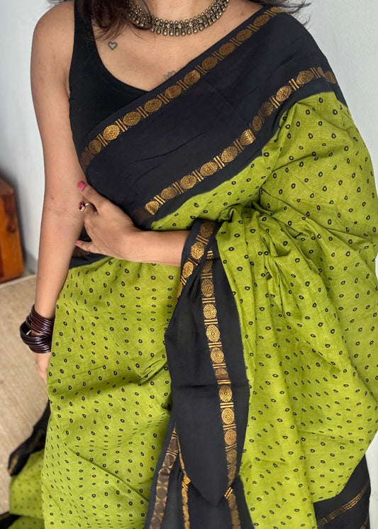 Green with black, sungudi motif and rudraksham border, madurai soft cotton - YCCOTNAUSC03